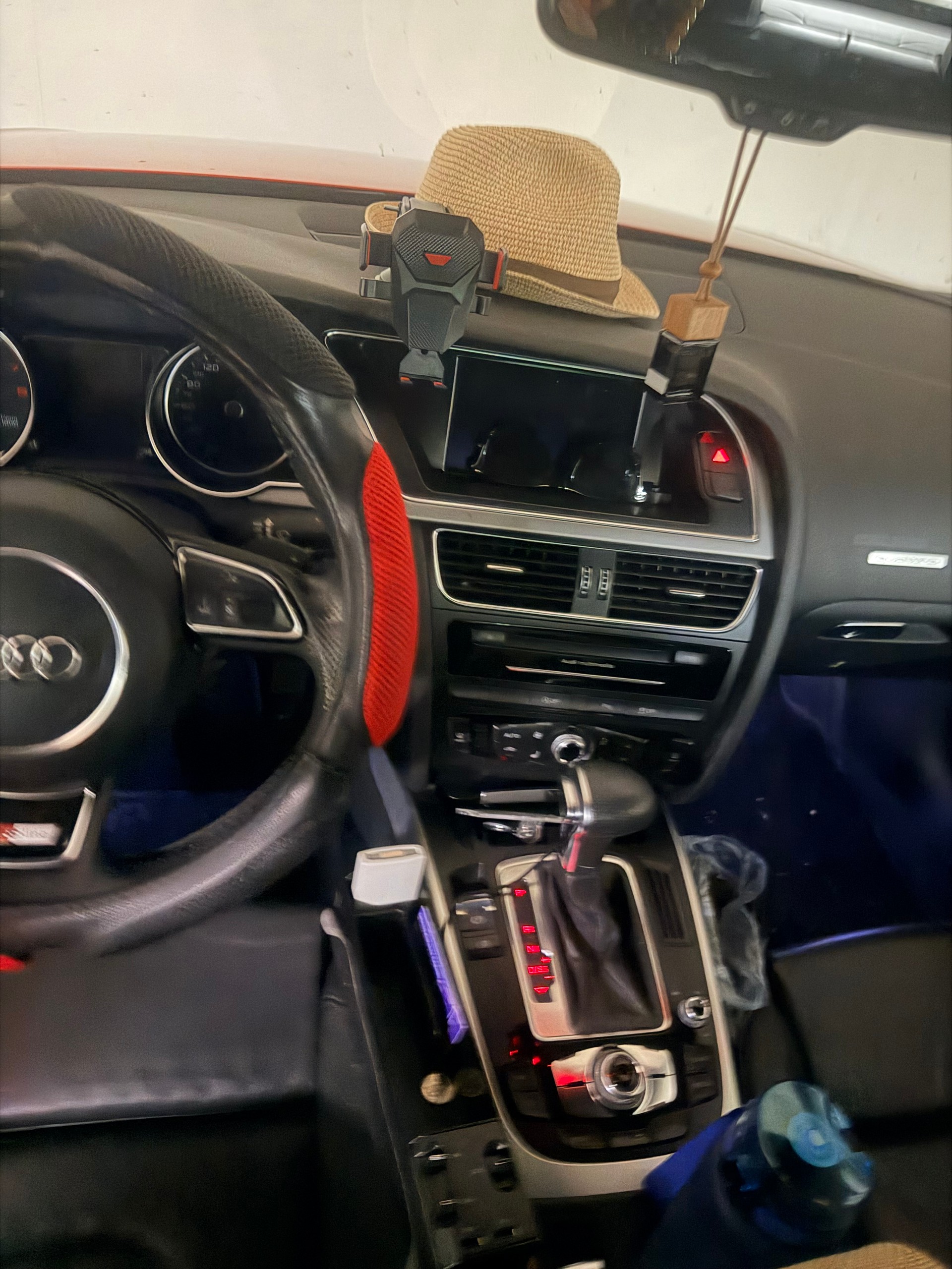 AUDI 2.0 TFSI quattro S-Tronic-image-4