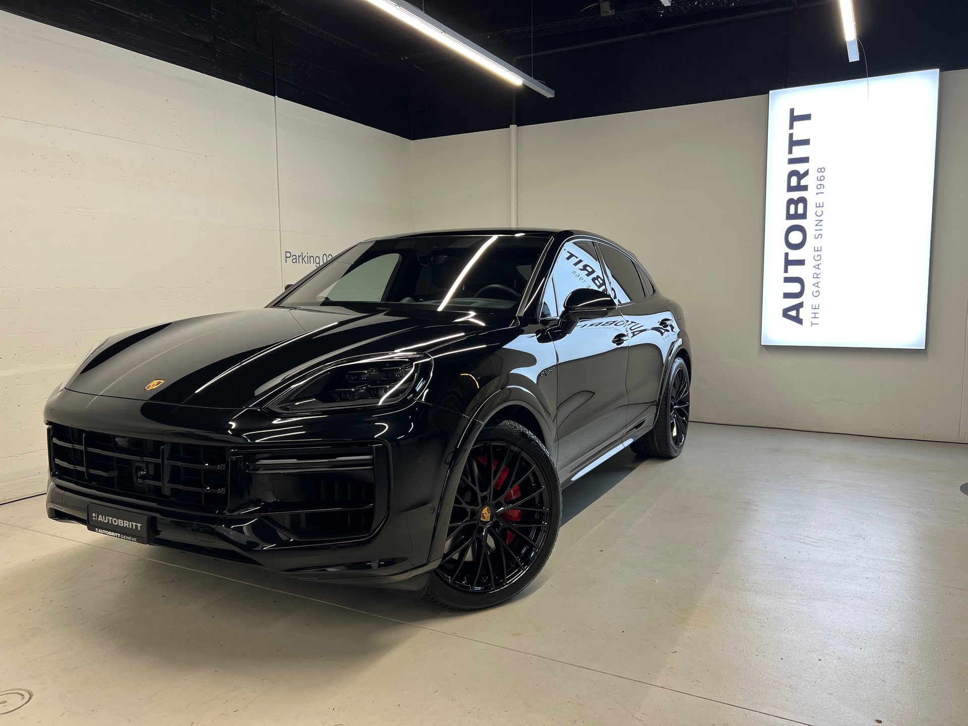PORSCHE Cayenne Coupé 4.0 V8 Turbo E-Hybrid-image-0