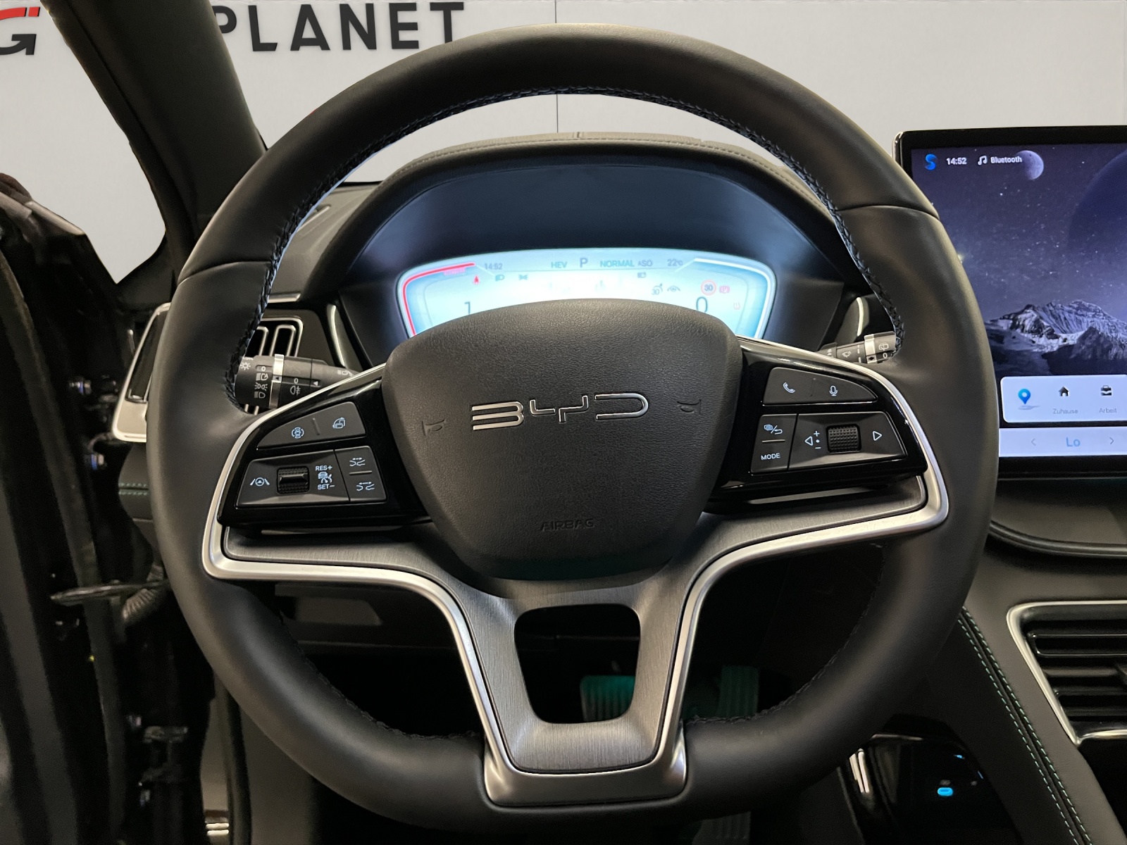 BYD Seal U DM-i Design AWD-image-9