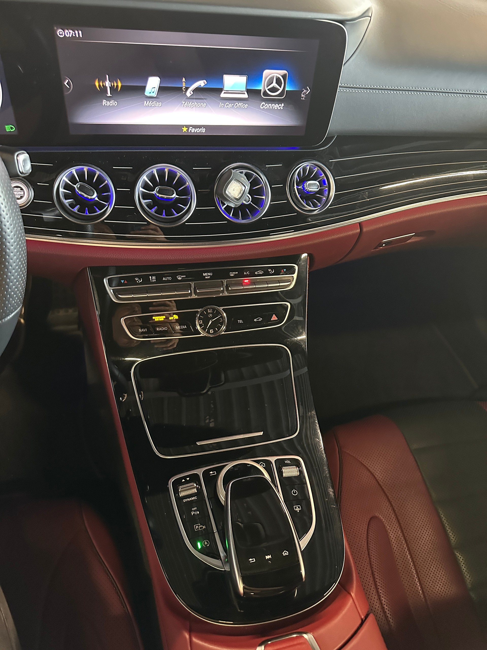 MERCEDES-BENZ CLS 350 AMG Line 9G-Tronic-image-14