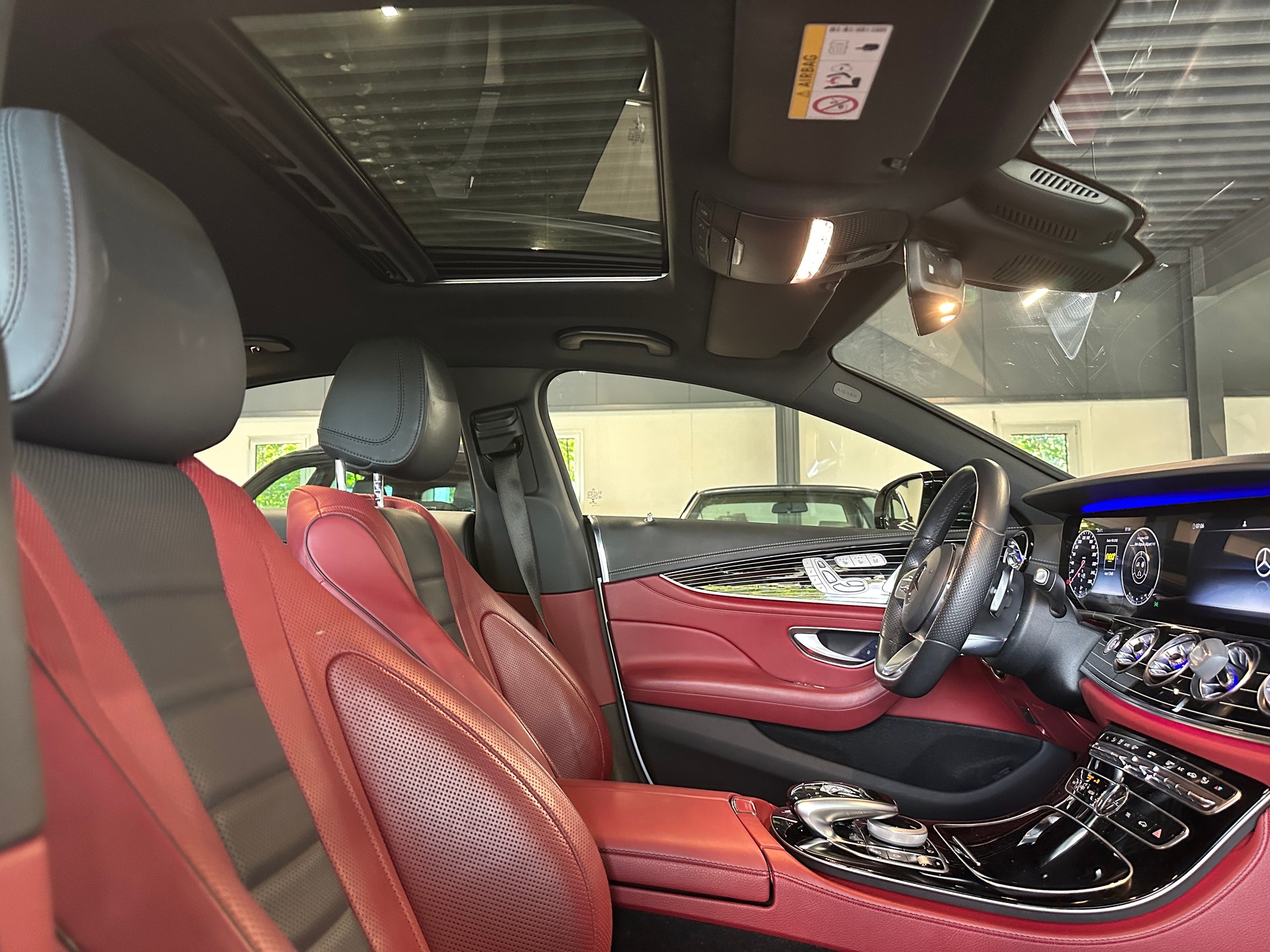 MERCEDES-BENZ CLS 350 AMG Line 9G-Tronic-image-12