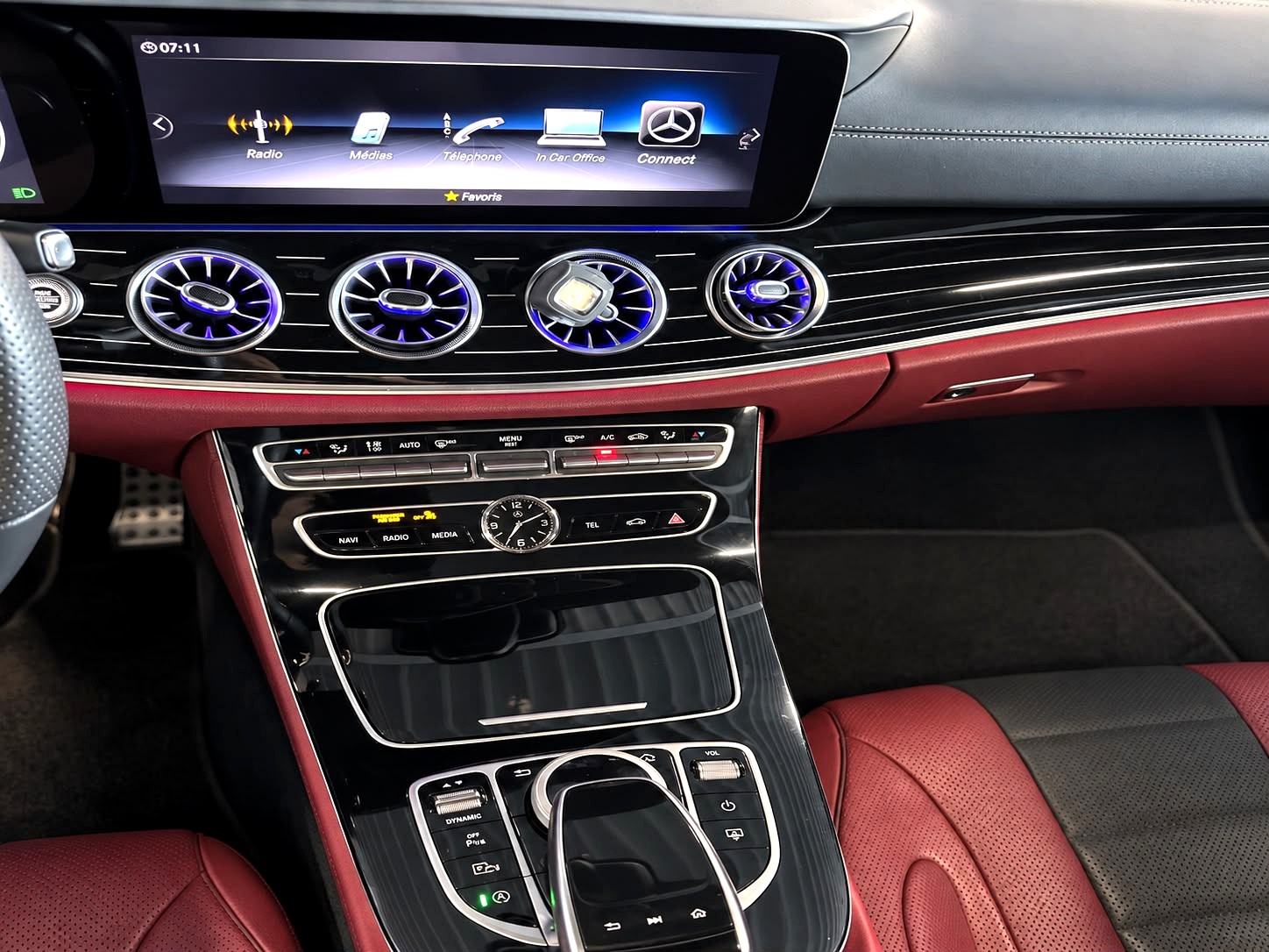 MERCEDES-BENZ CLS 350 AMG Line 9G-Tronic-image-12
