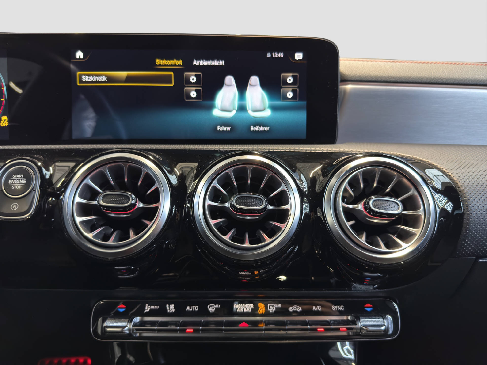 MERCEDES-BENZ CLA 250 AMG Line 4MATIC Shooting Brake-image-10