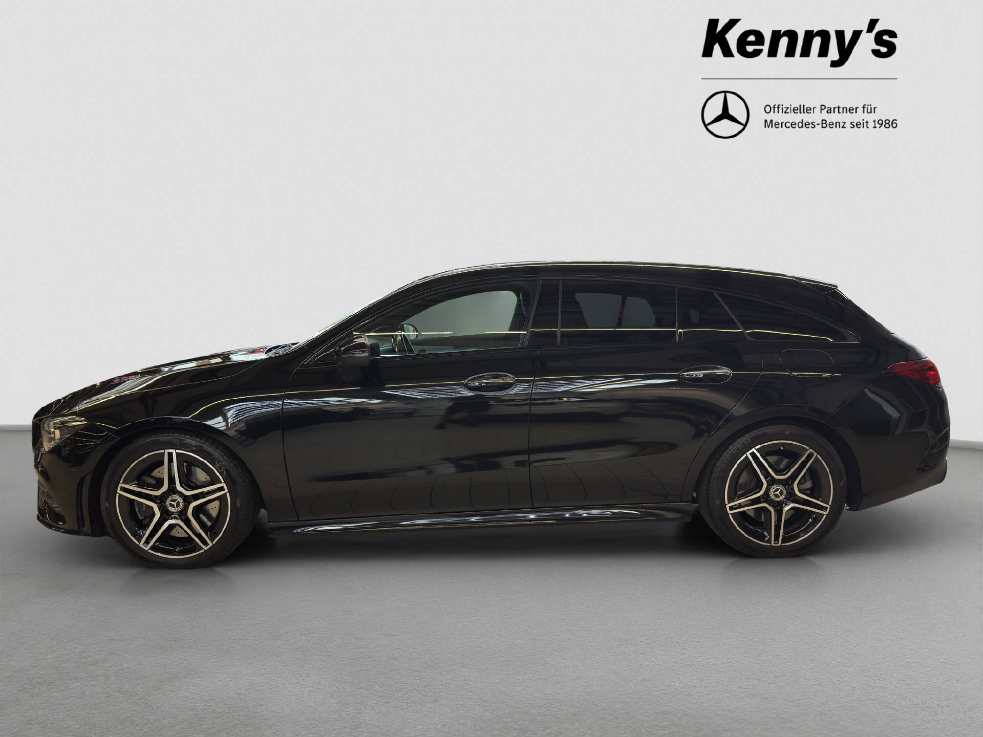 MERCEDES-BENZ CLA 250 AMG Line 4MATIC Shooting Brake-image-2