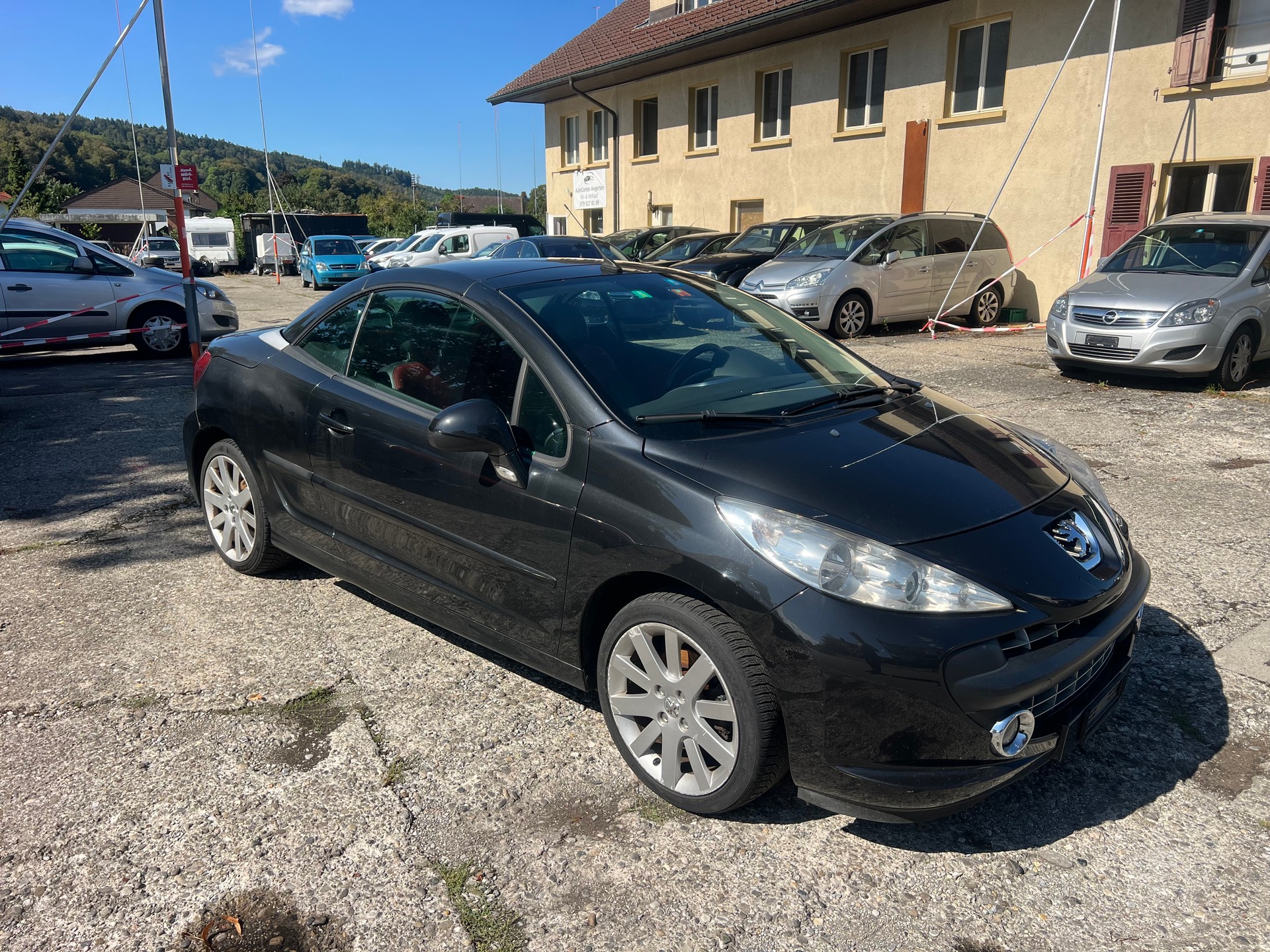 PEUGEOT 207 CC 1.6 16V Platinium Edition-image-0