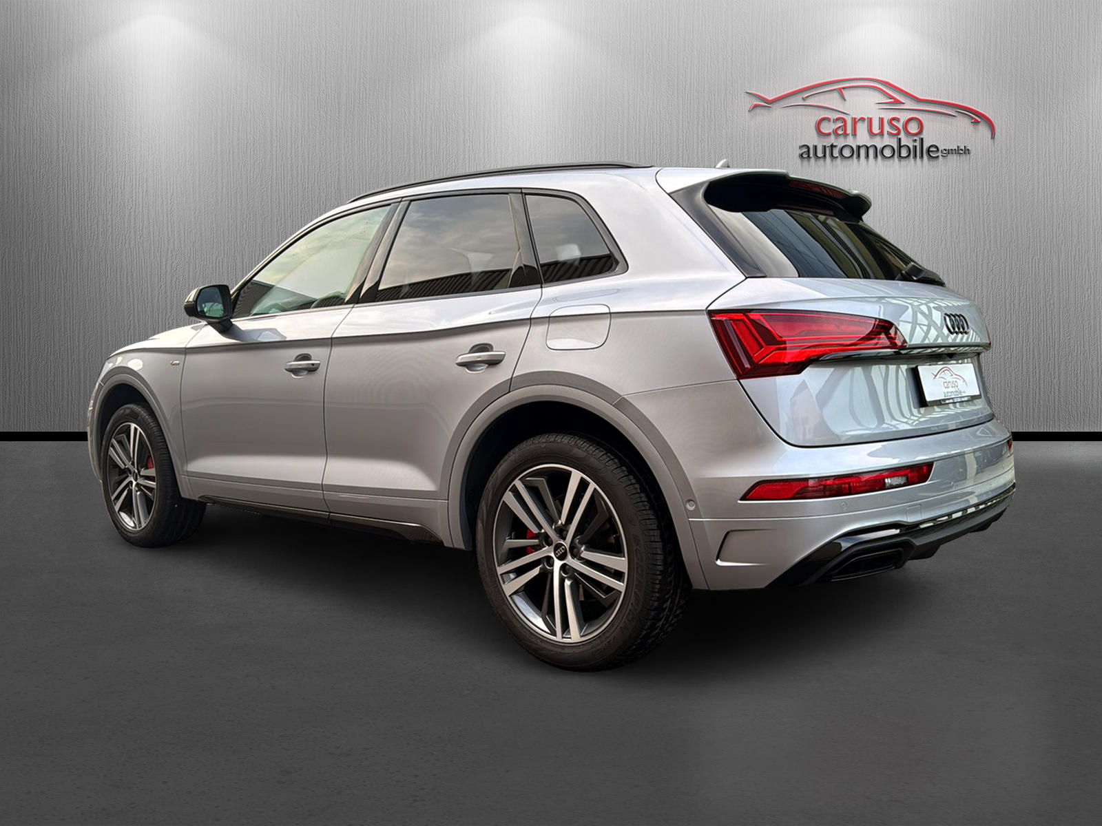 AUDI Q5 55 TFSI e PHEV S line quattro S-tronic*AHK*Panoramadach*Standklima/Heizung*-image-5
