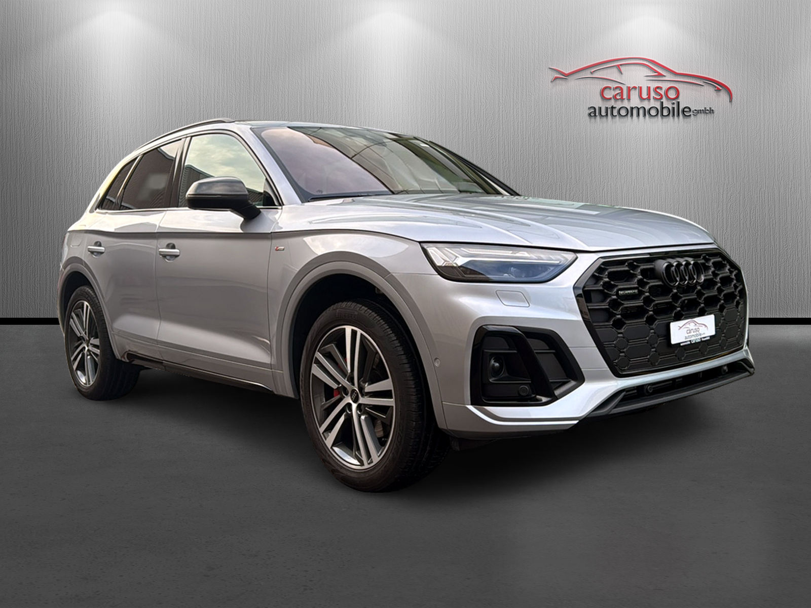AUDI Q5 55 TFSI e PHEV S line quattro S-tronic*AHK*Panoramadach*Standklima/Heizung*-image-0