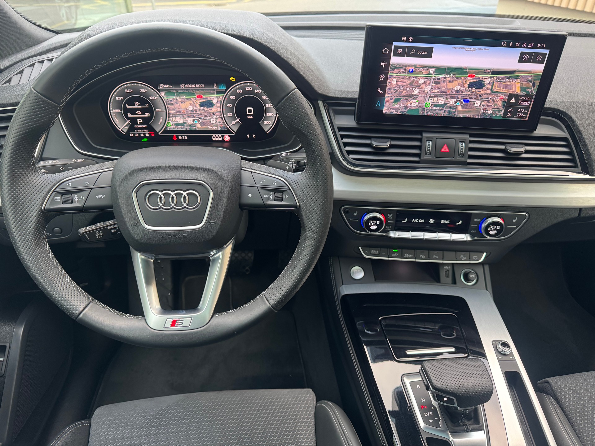 AUDI Q5 55 TFSI e PHEV S line quattro S-tronic*AHK*Panoramadach*Standklima/Heizung*-image-10