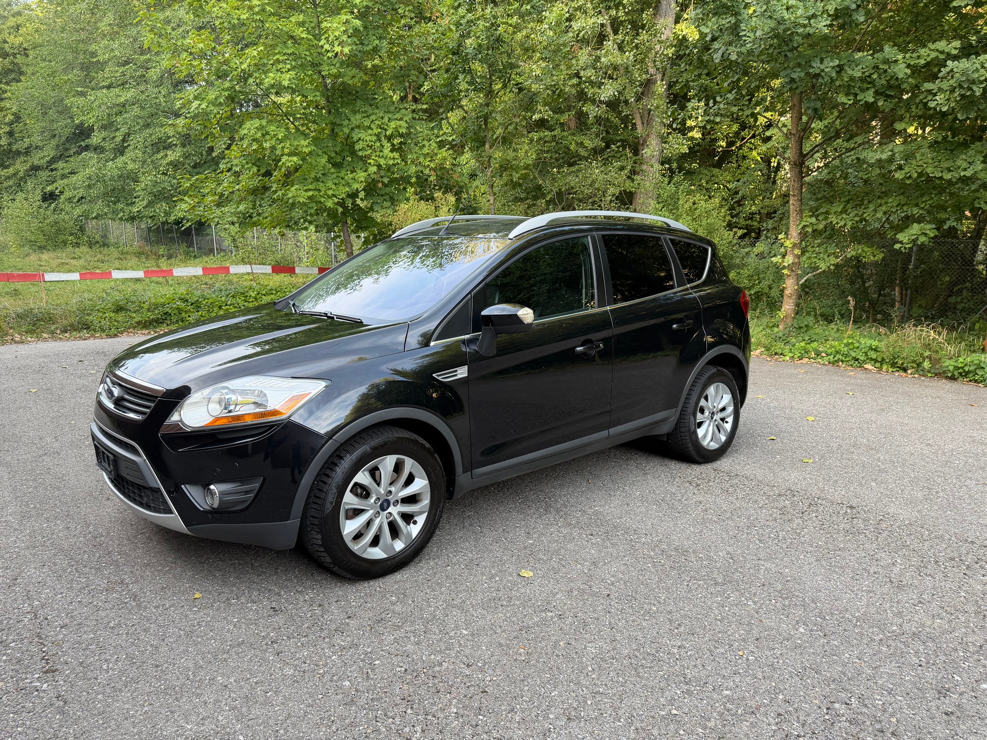 FORD Kuga 2.0 TDCi Titanium 4WD PowerShift-image-1