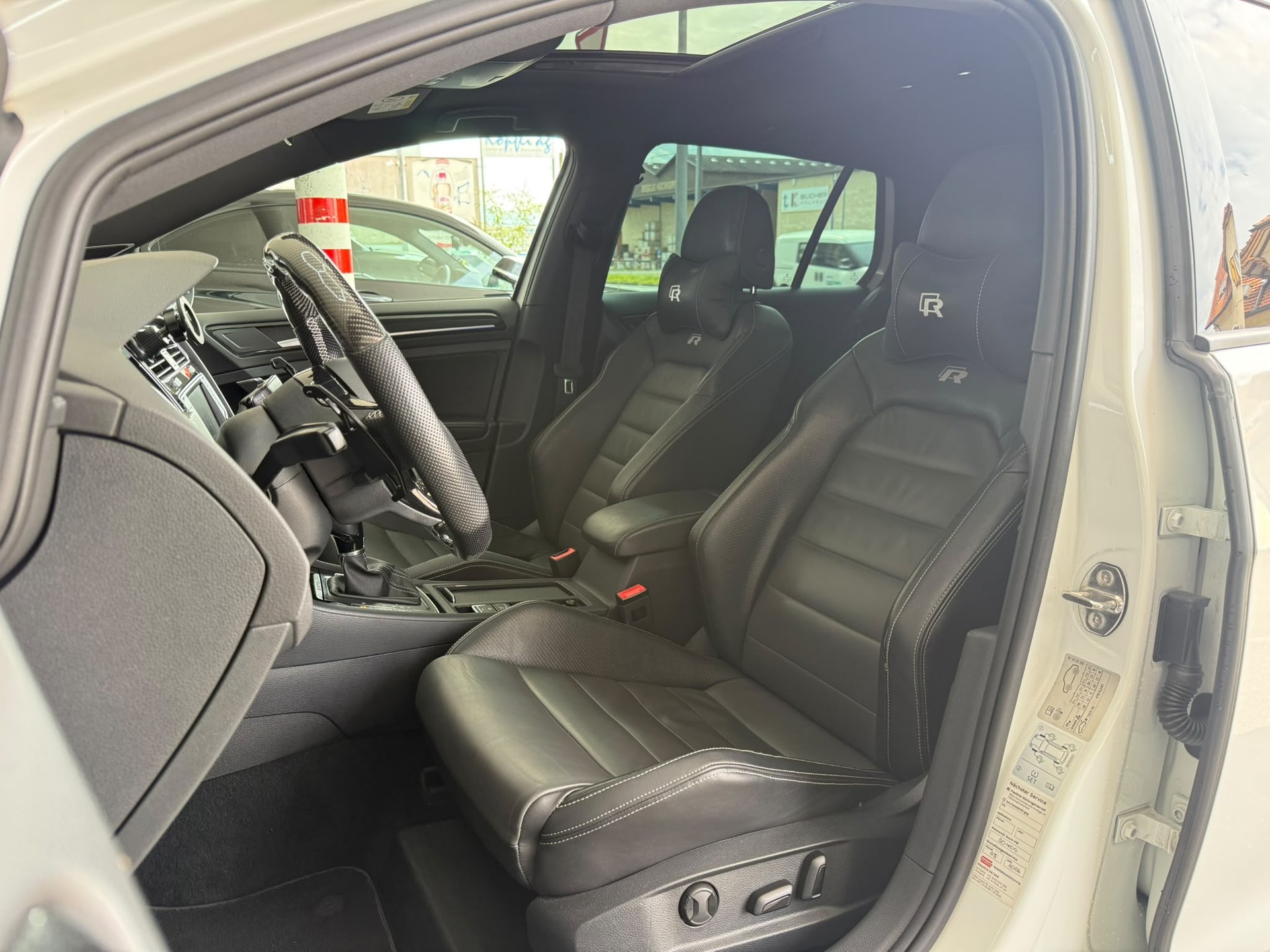 VW Golf 2.0 TSI R 360 s *ABT Leistungssteigerung* 4Motion DSG-image-13