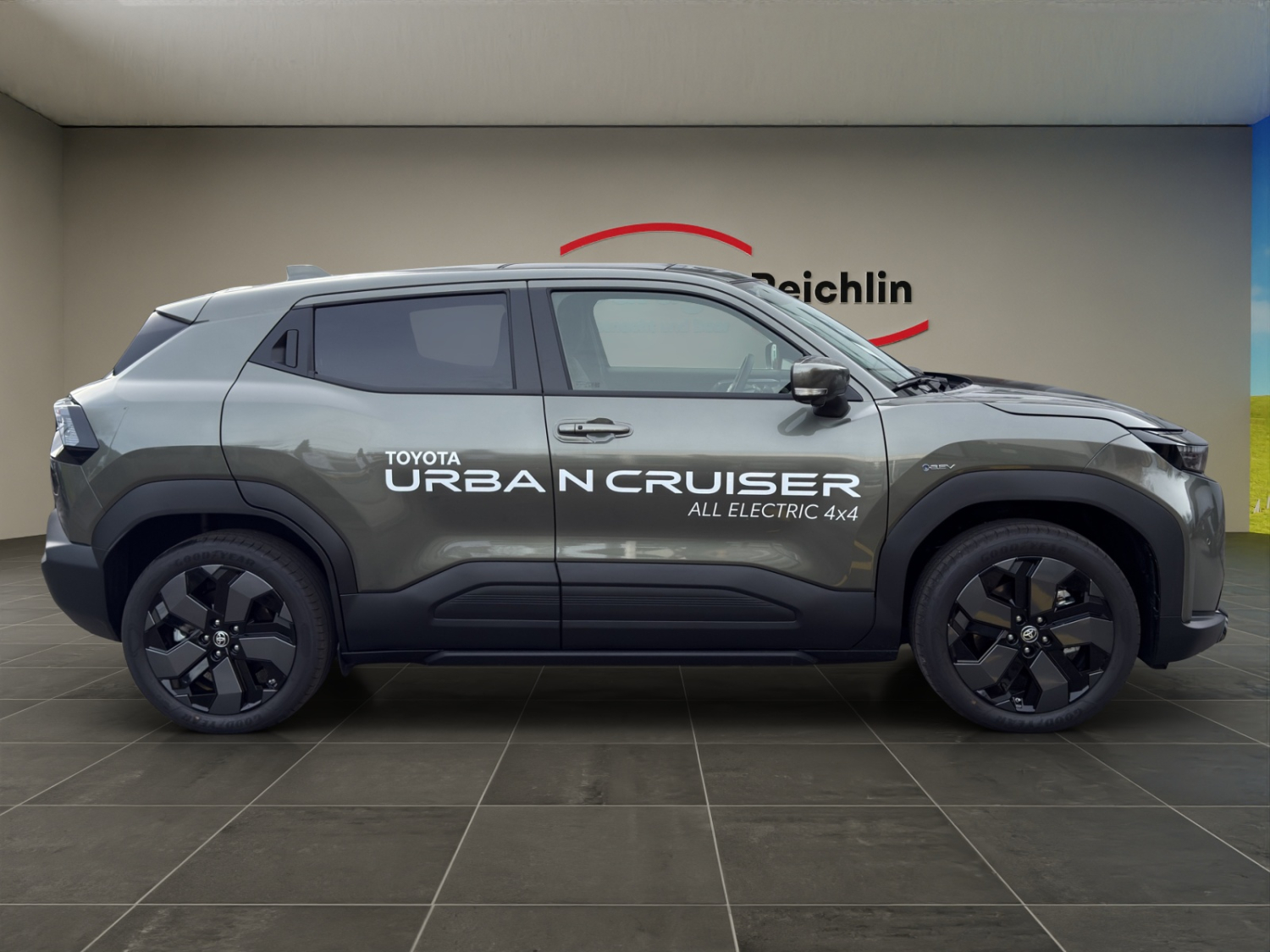 TOYOTA Urban Cruiser Premium AWD-image-6