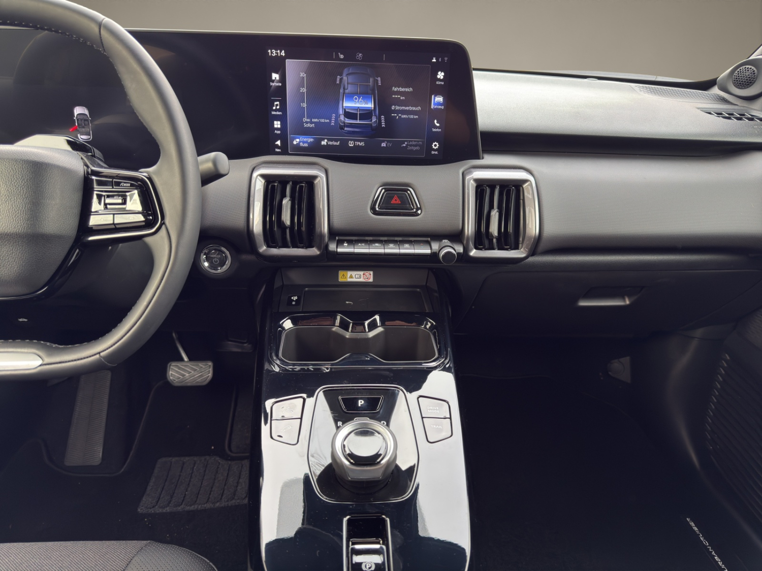 TOYOTA Urban Cruiser Premium AWD-image-14