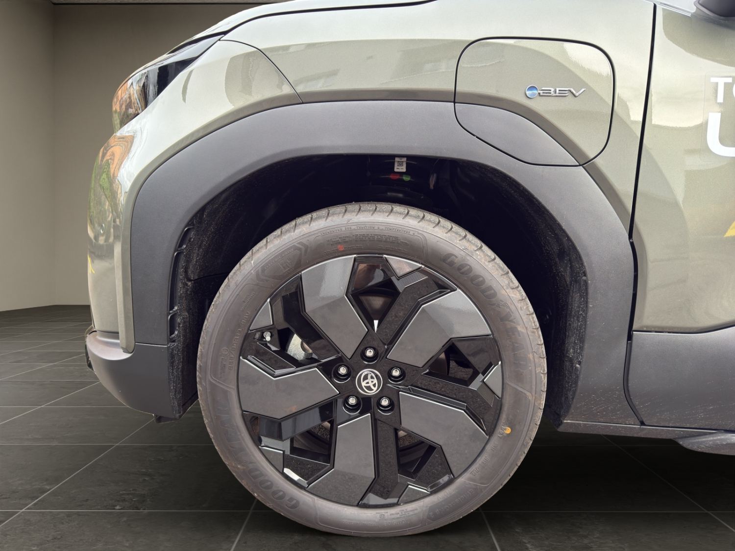 TOYOTA Urban Cruiser Premium AWD-image-9