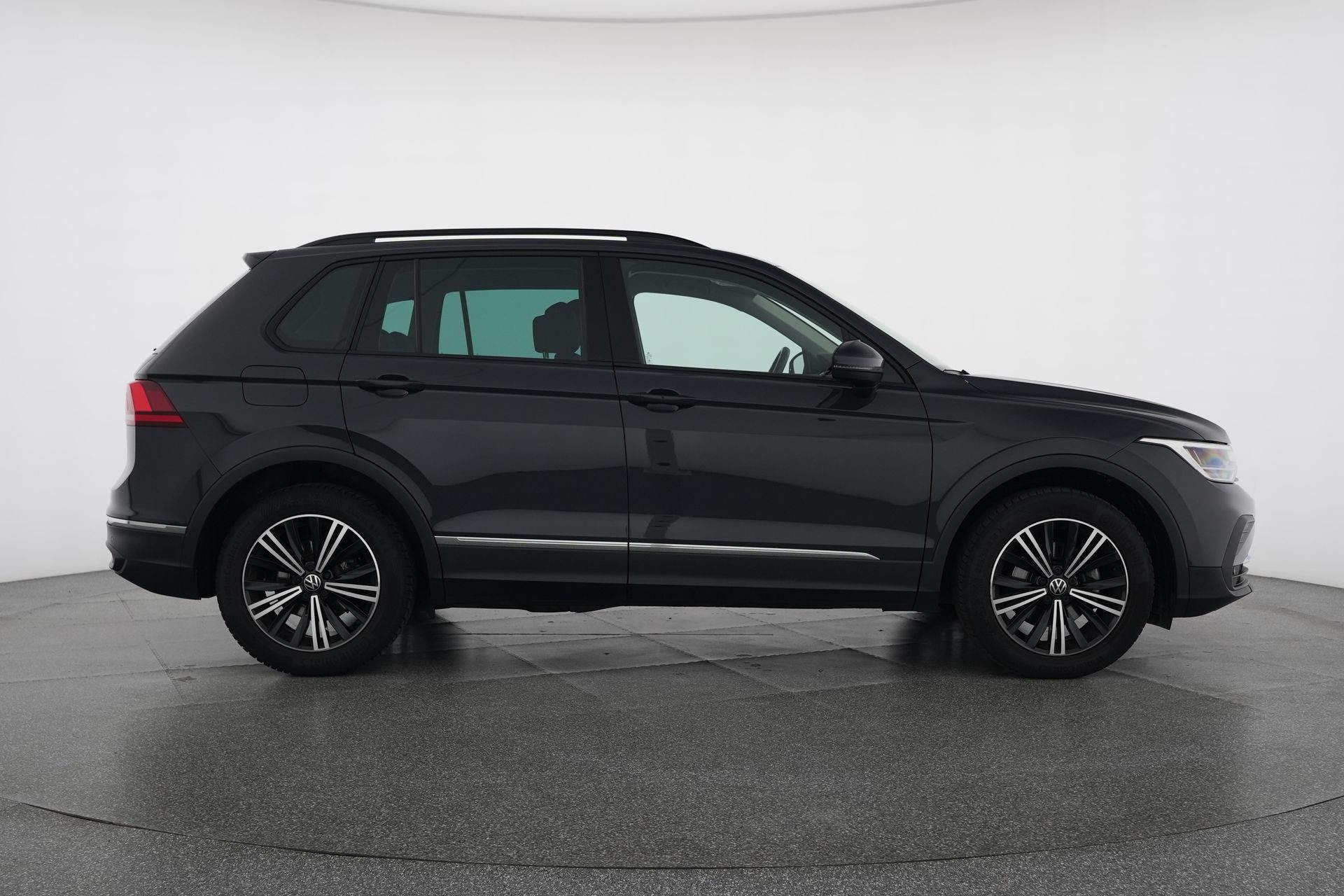 VW Tiguan 1.5TSI Evo Life DSG-image-5