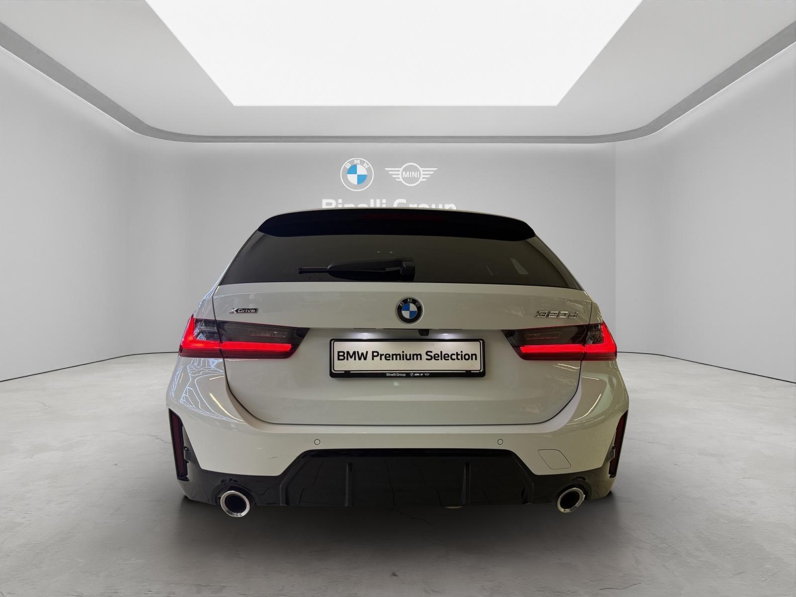 BMW Touring 320d xDrive M-SportPaket-image-3