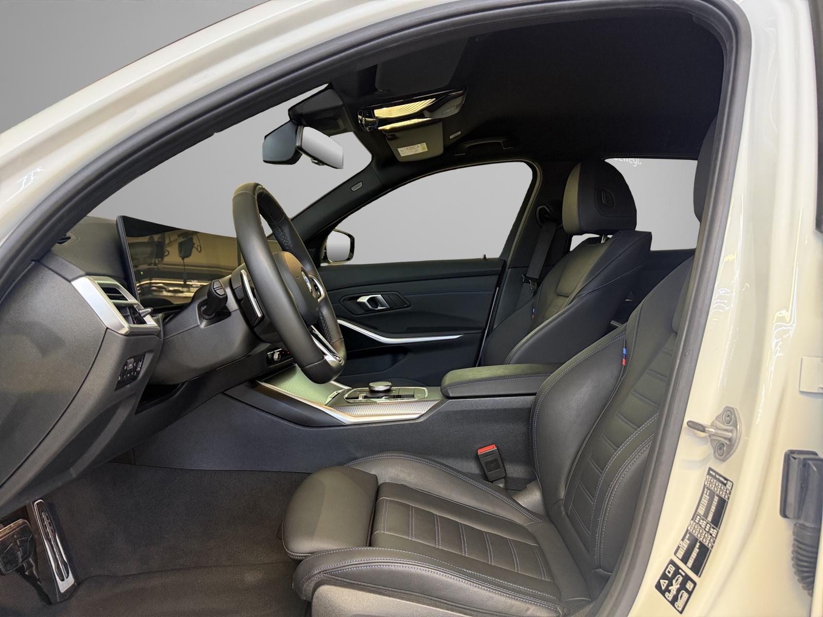 BMW Touring 320d xDrive M-SportPaket-image-10