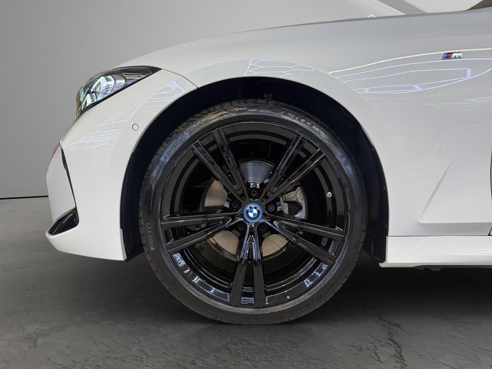BMW Touring 320d xDrive M-SportPaket-image-21
