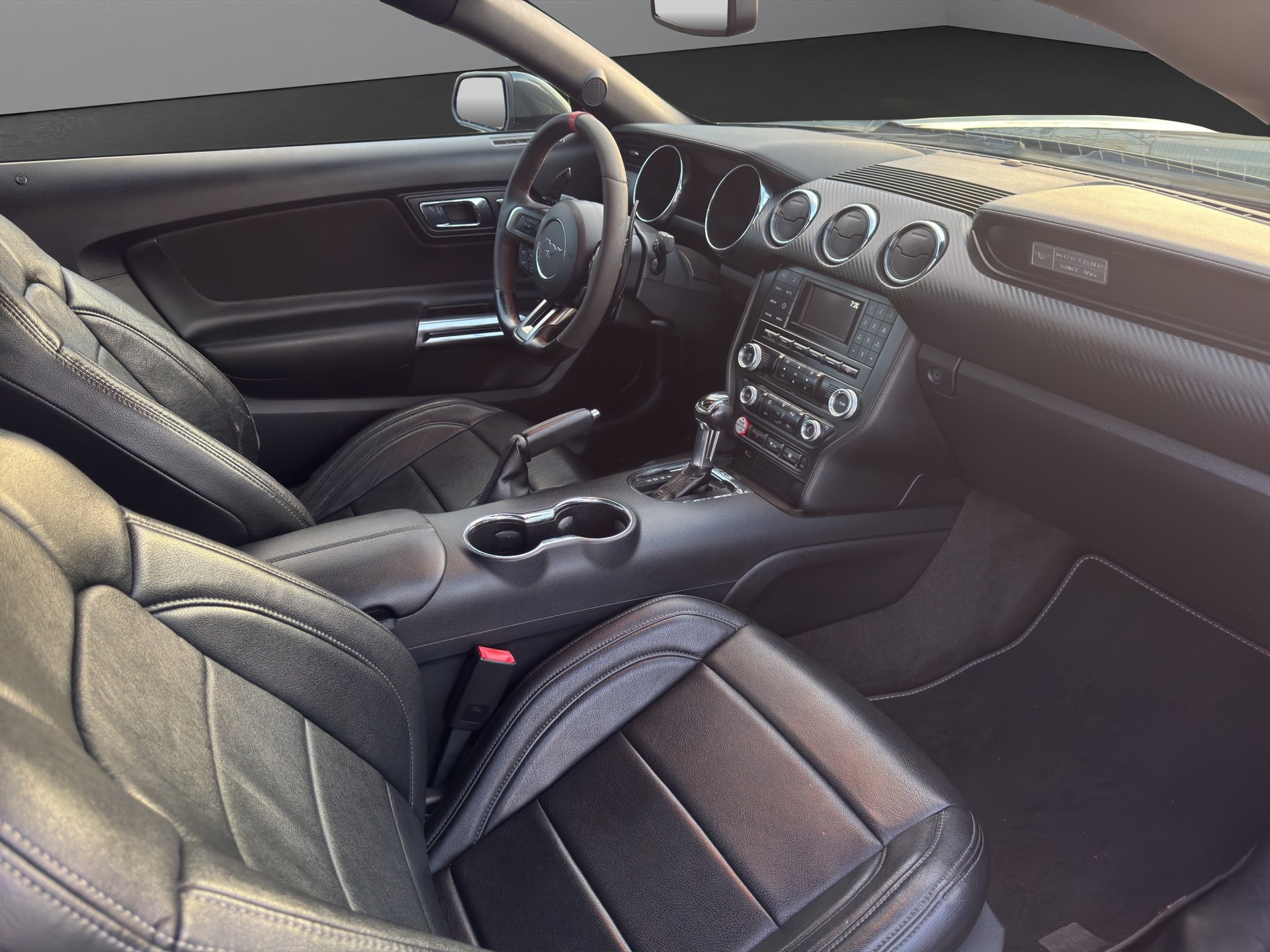 FORD Mustang Coupé 3.7 V6-image-14