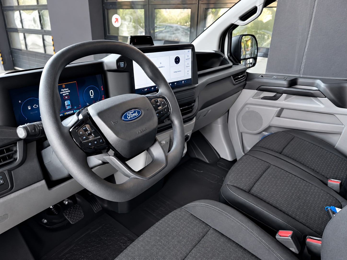 FORD Transit Custom Van PHEV 320 L1H1 Trend Automat-image-10