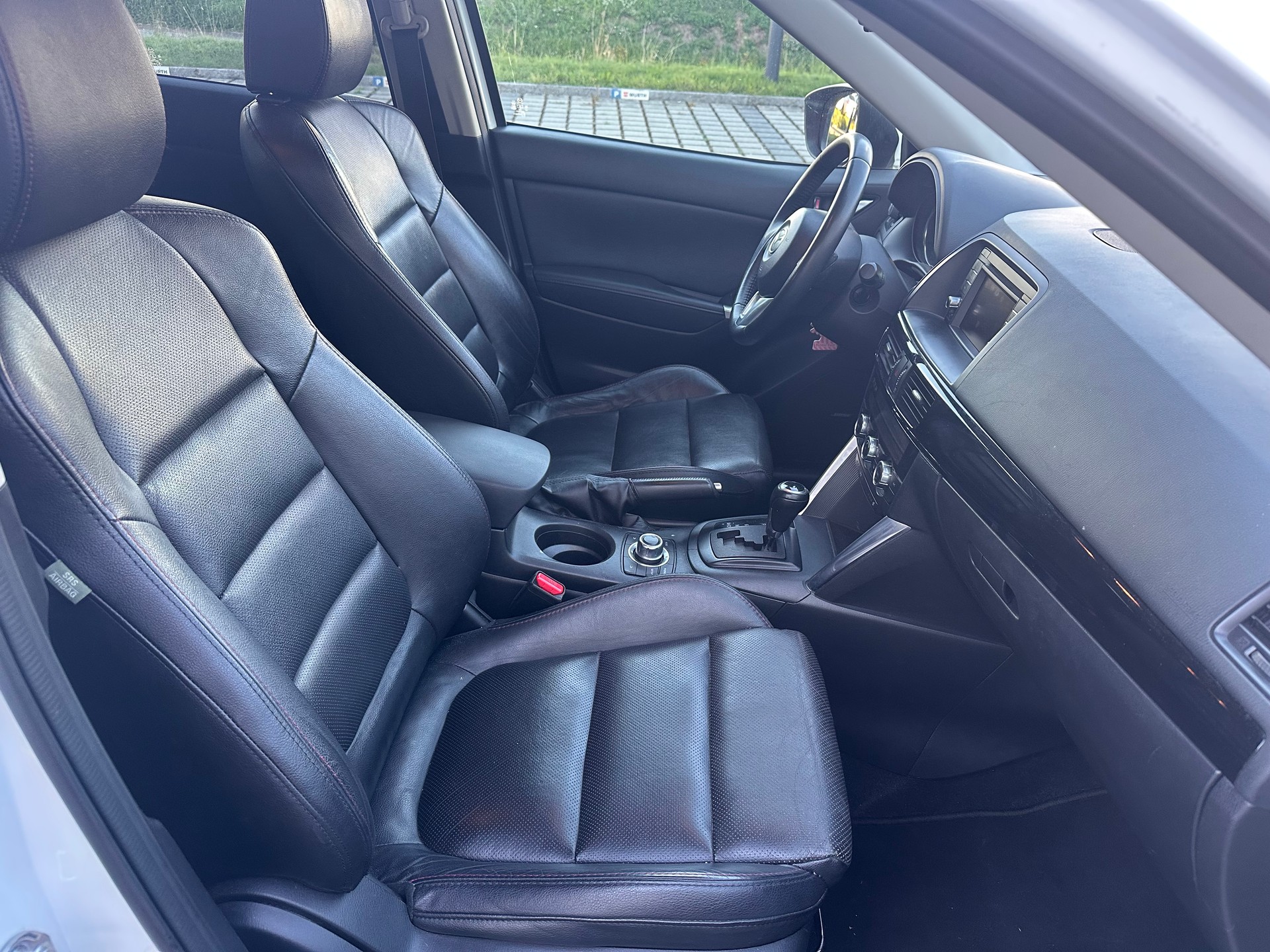 MAZDA CX-5 2.2 D HP Revolution AWD Automatic-image-12