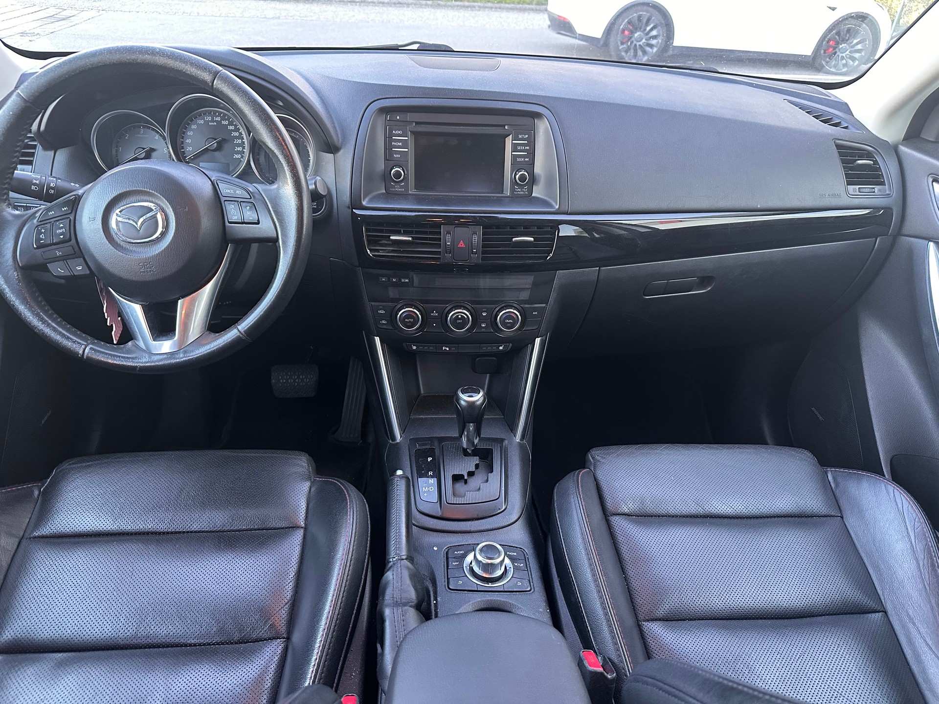 MAZDA CX-5 2.2 D HP Revolution AWD Automatic-image-10