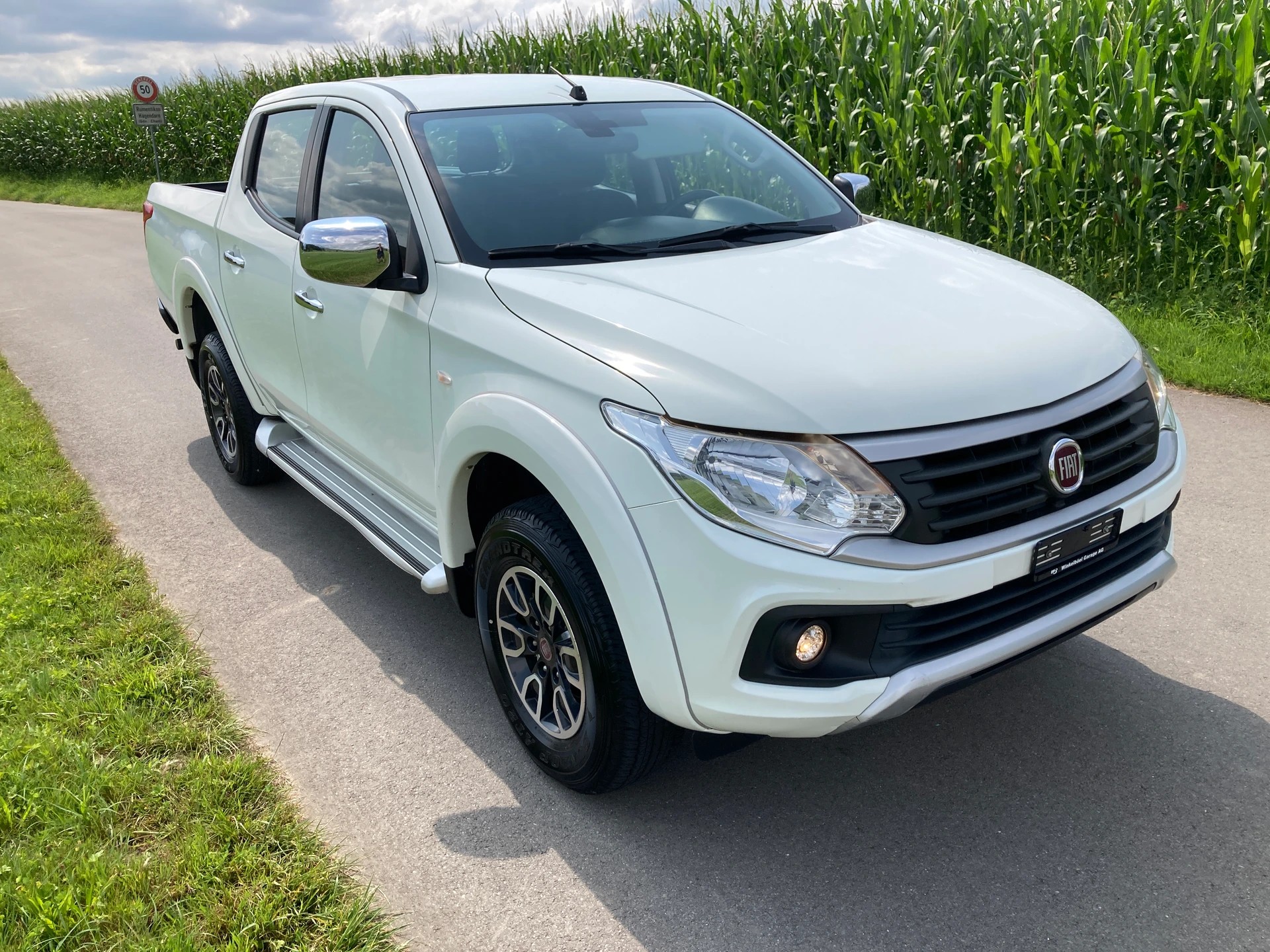 FIAT Fullback LX 2.4 MJ DC Swiss 4WD-image-1