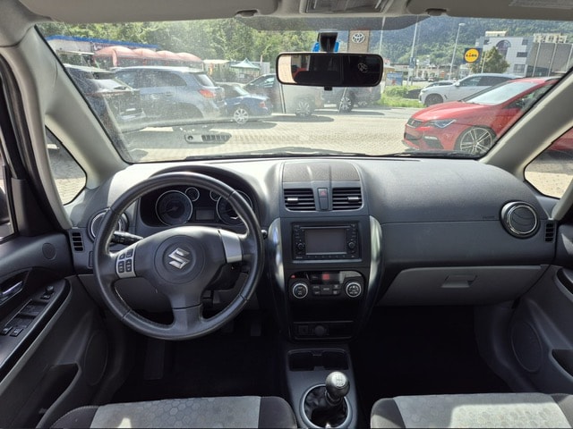 SUZUKI SX4 1.6 16V GL Piz Sulai 4WD-image-3
