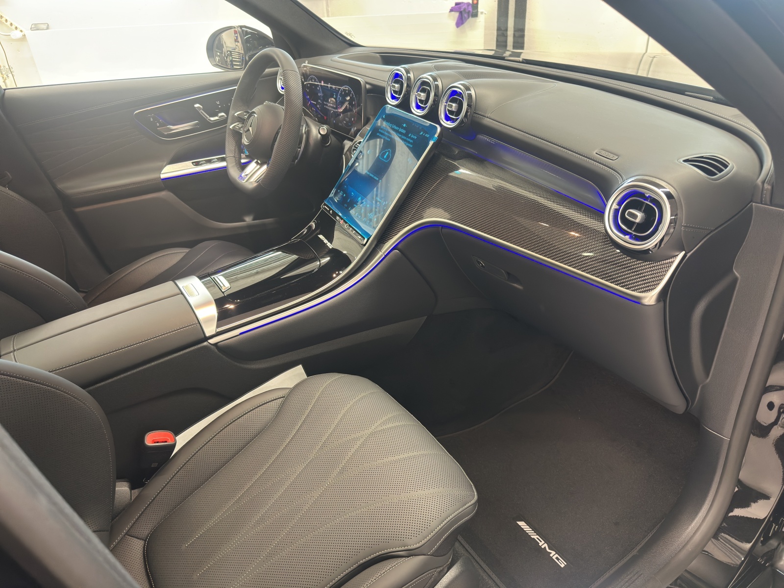 MERCEDES-BENZ GLC 53 AMG 4Matic+ 9G-Tronic-image-15