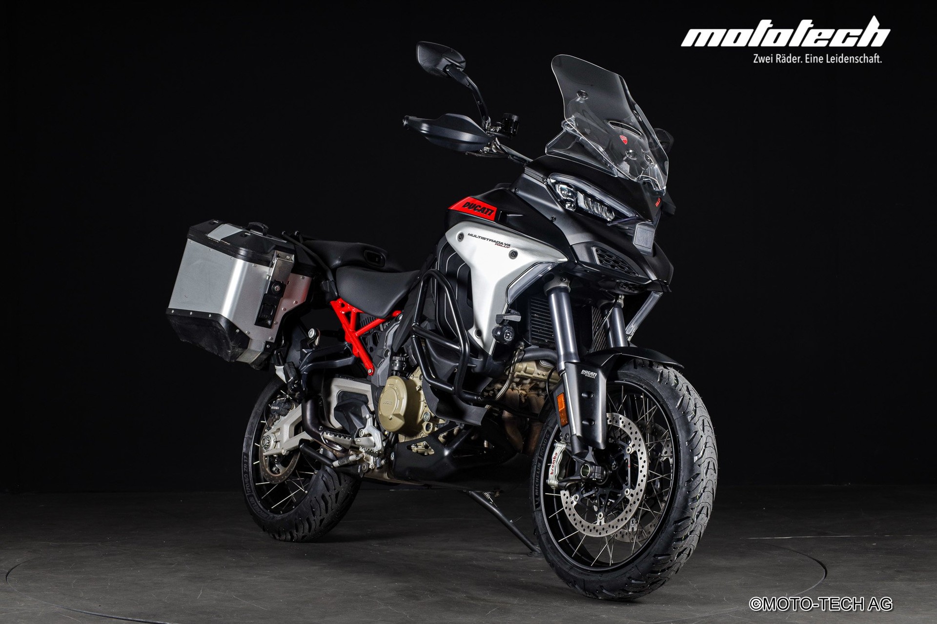 DUCATI Multistrada V4 Rally Travel Adventure