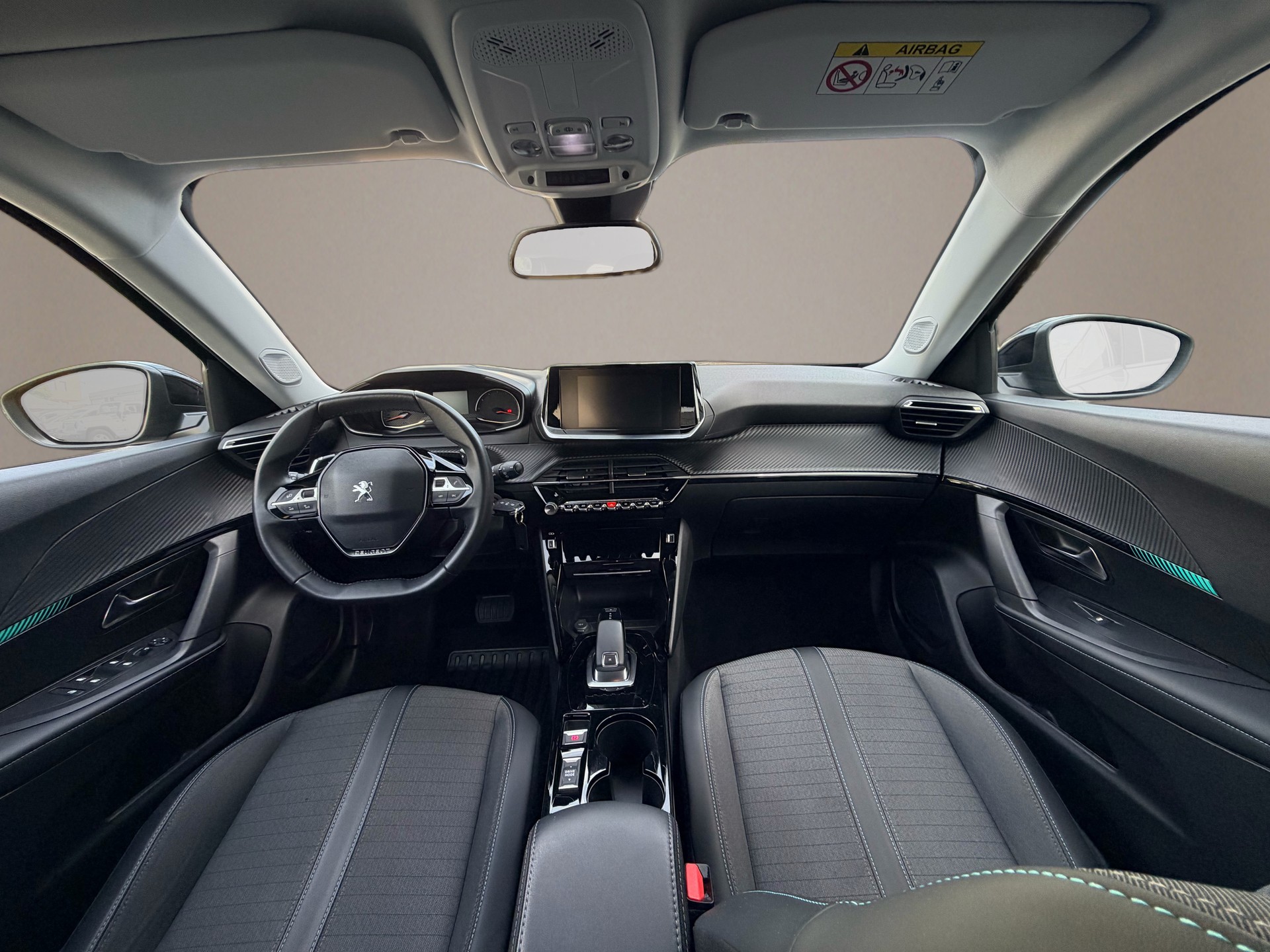PEUGEOT 2008 1.2 PureTech Allure EAT8-image-11