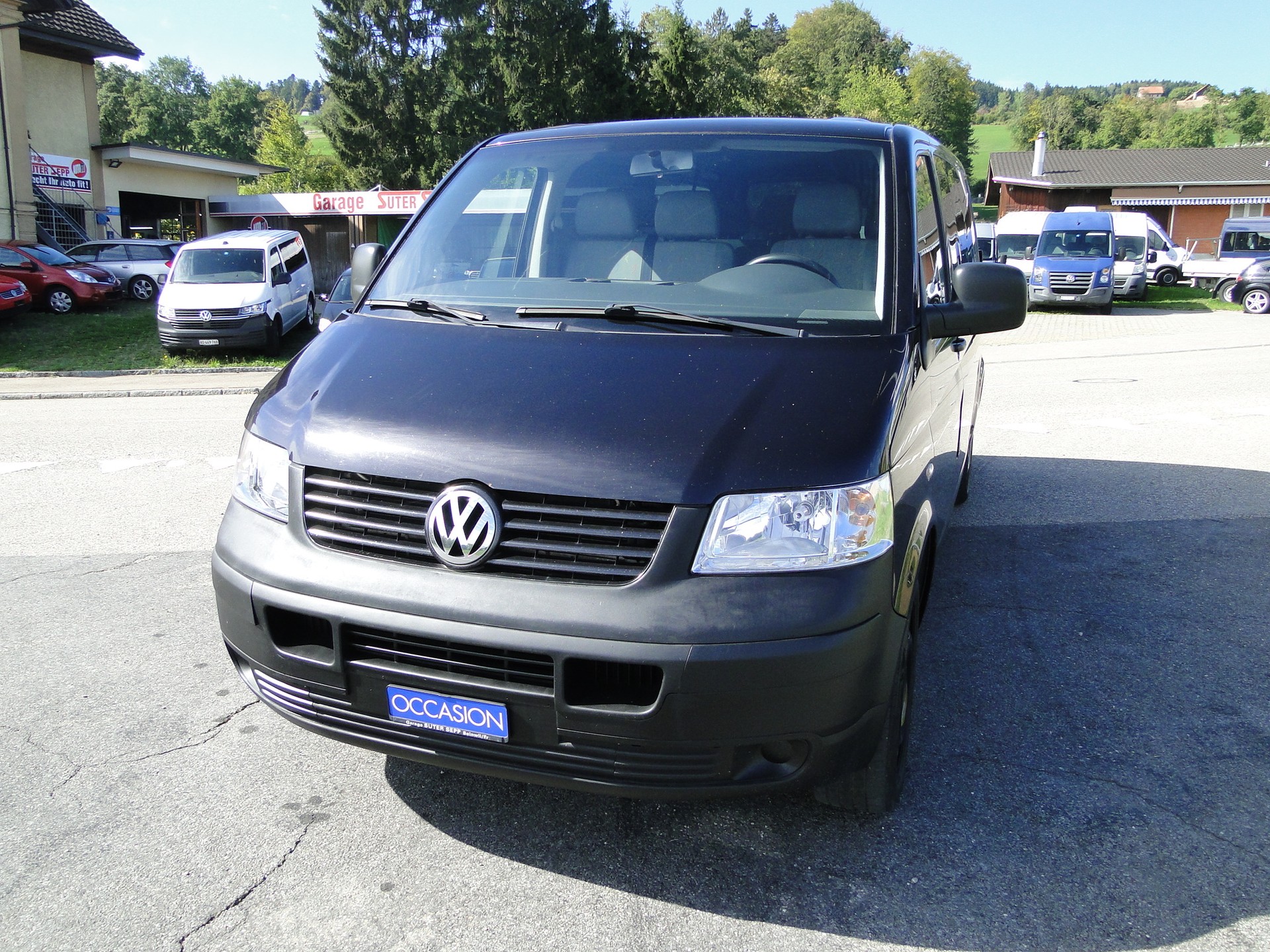 VW Caravelle 2.5-image-1