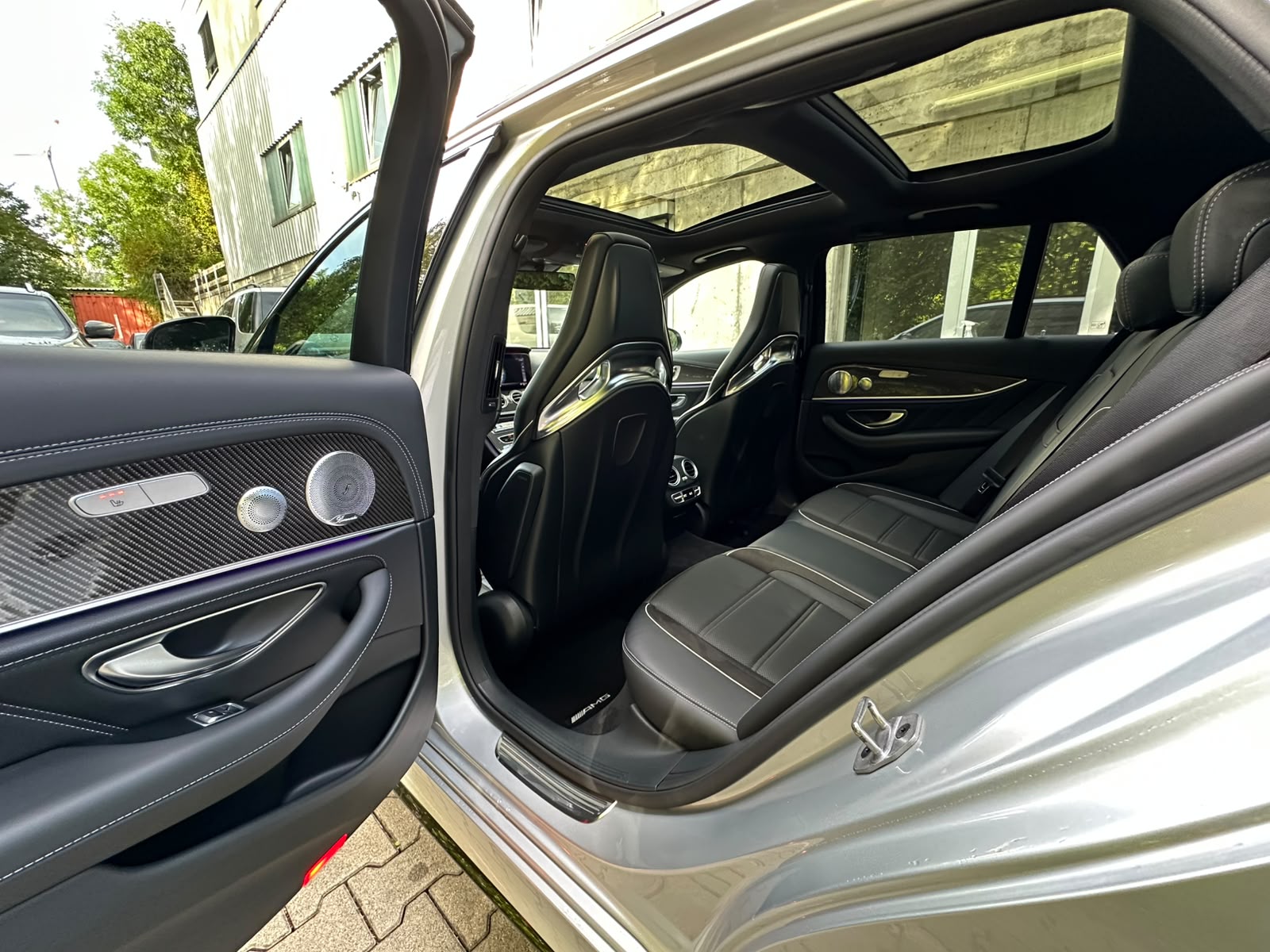 MERCEDES-BENZ E 63 AMG S 4 Matic 9G-Tronic-image-15