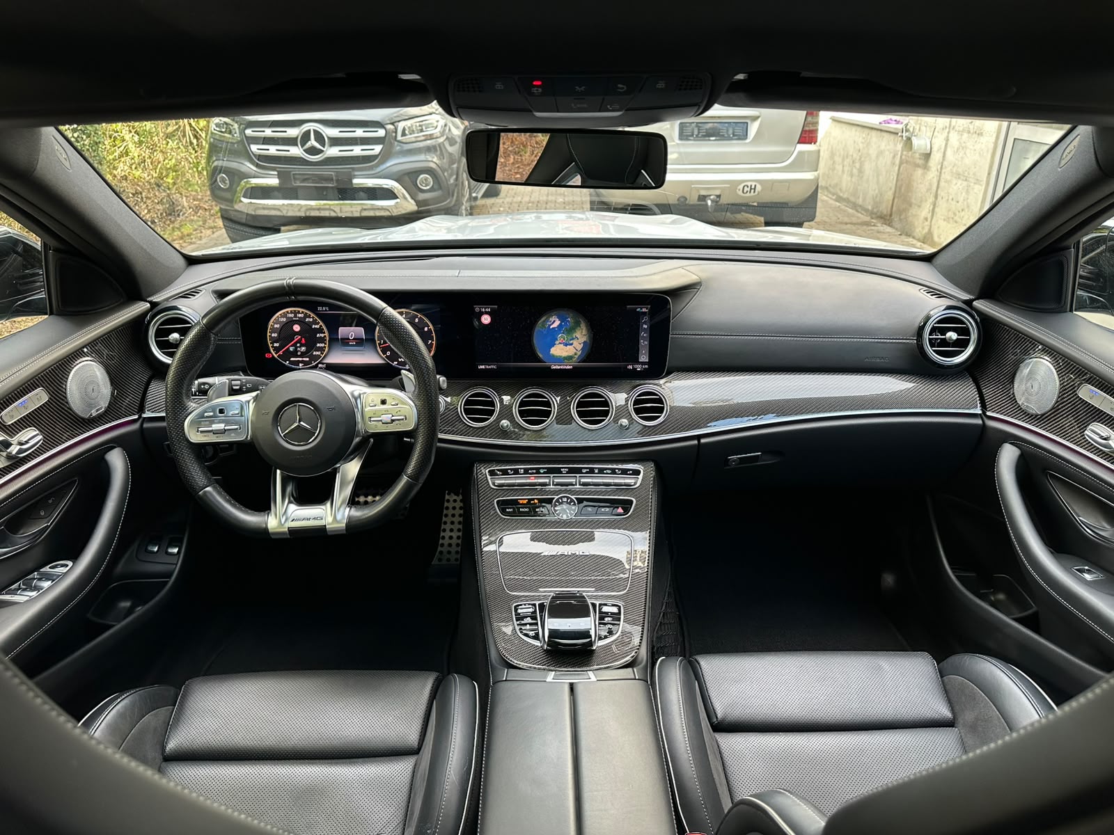 MERCEDES-BENZ E 63 AMG S 4 Matic 9G-Tronic-image-24