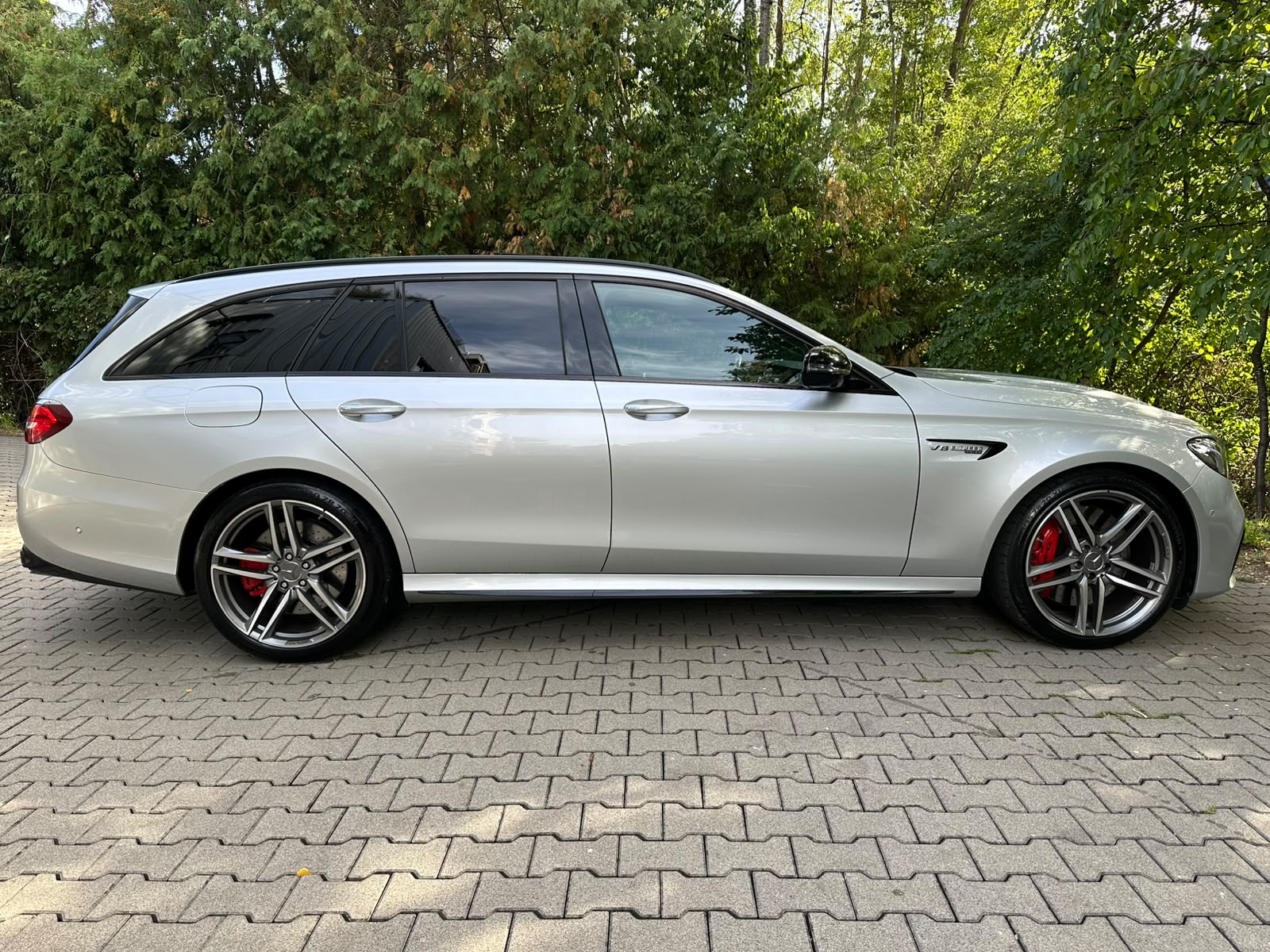 MERCEDES-BENZ E 63 AMG S 4 Matic 9G-Tronic-image-5
