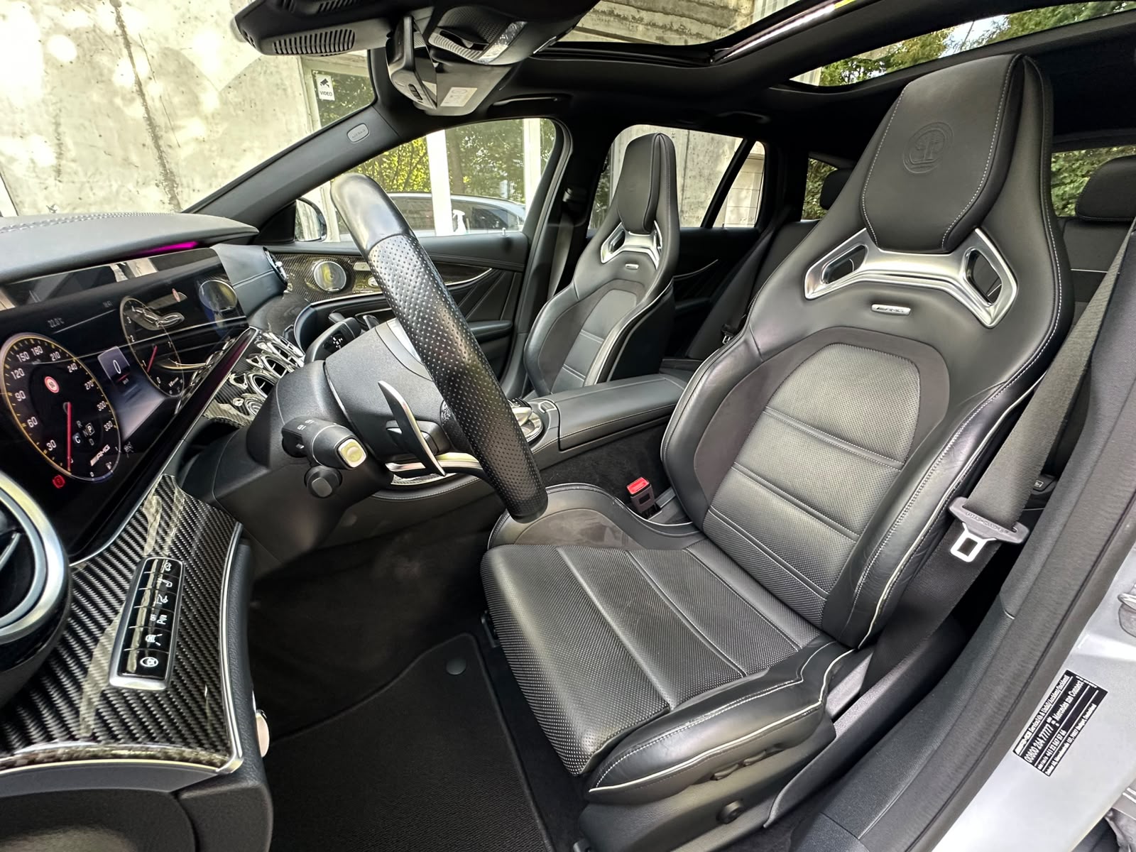MERCEDES-BENZ E 63 AMG S 4 Matic 9G-Tronic-image-13