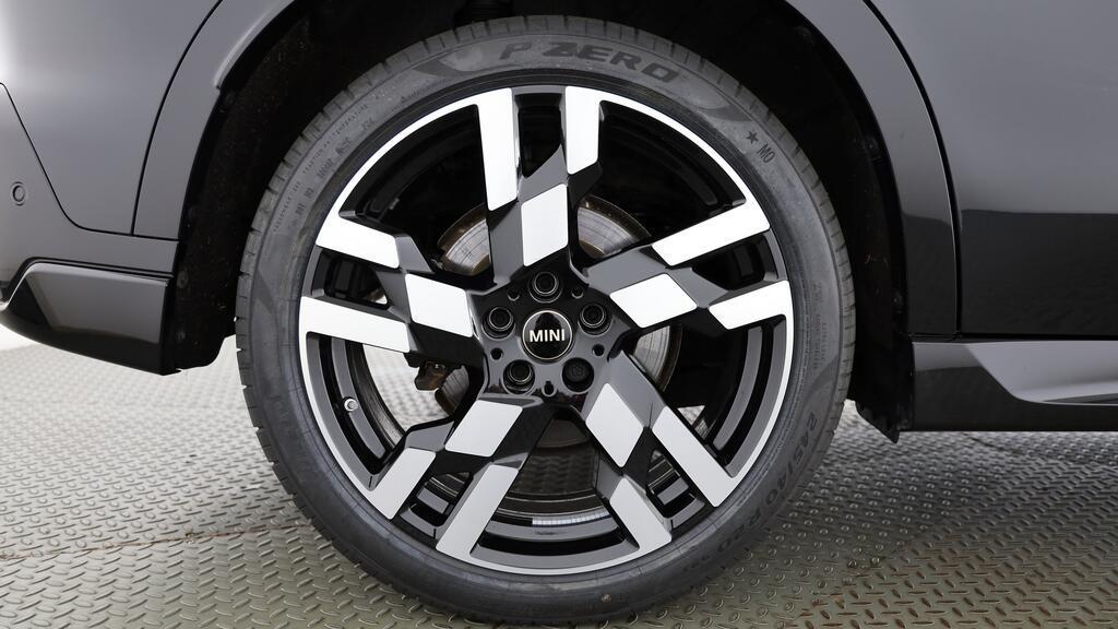 MINI Countryman S ALL4-image-9