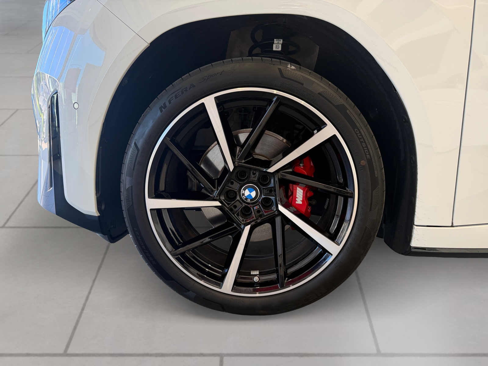 BMW iX3 50 xDrive M Sport Pro-image-8