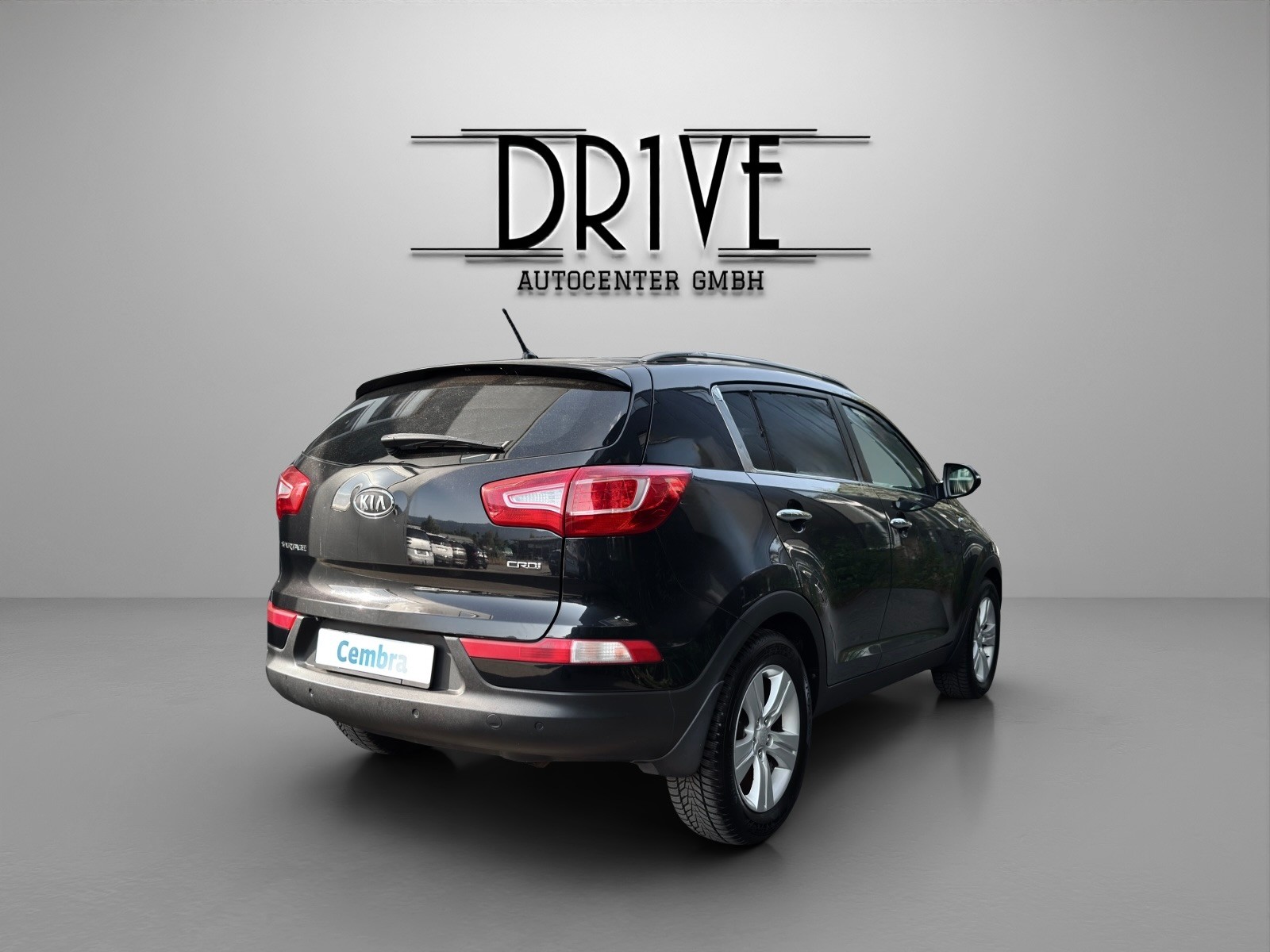 KIA Sportage 2.0 CRDi Style 4WD Automatic-image-4