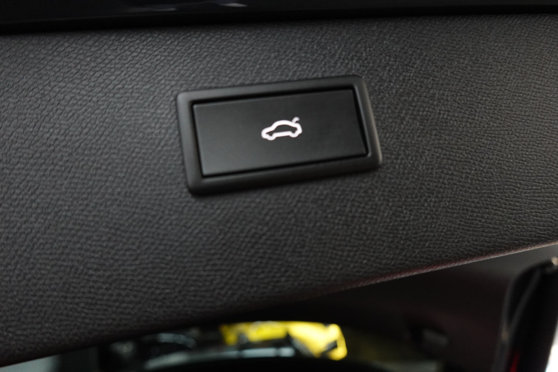 CUPRA FORMENTOR 2.0TSI SILVER 4DRIVE DSG CH-FZ APR 385-image-42