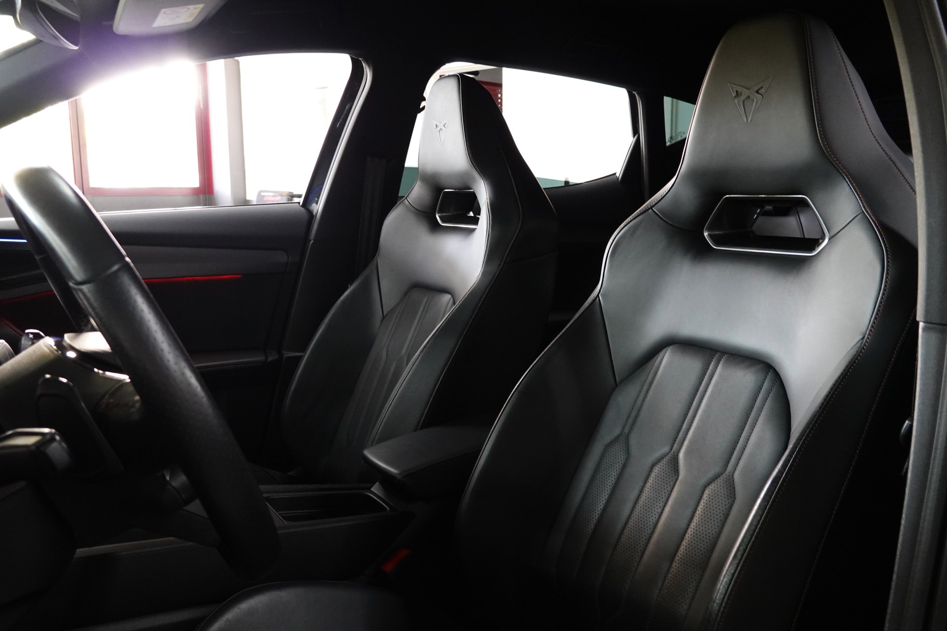CUPRA FORMENTOR 2.0TSI SILVER 4DRIVE DSG CH-FZ APR 385-image-35
