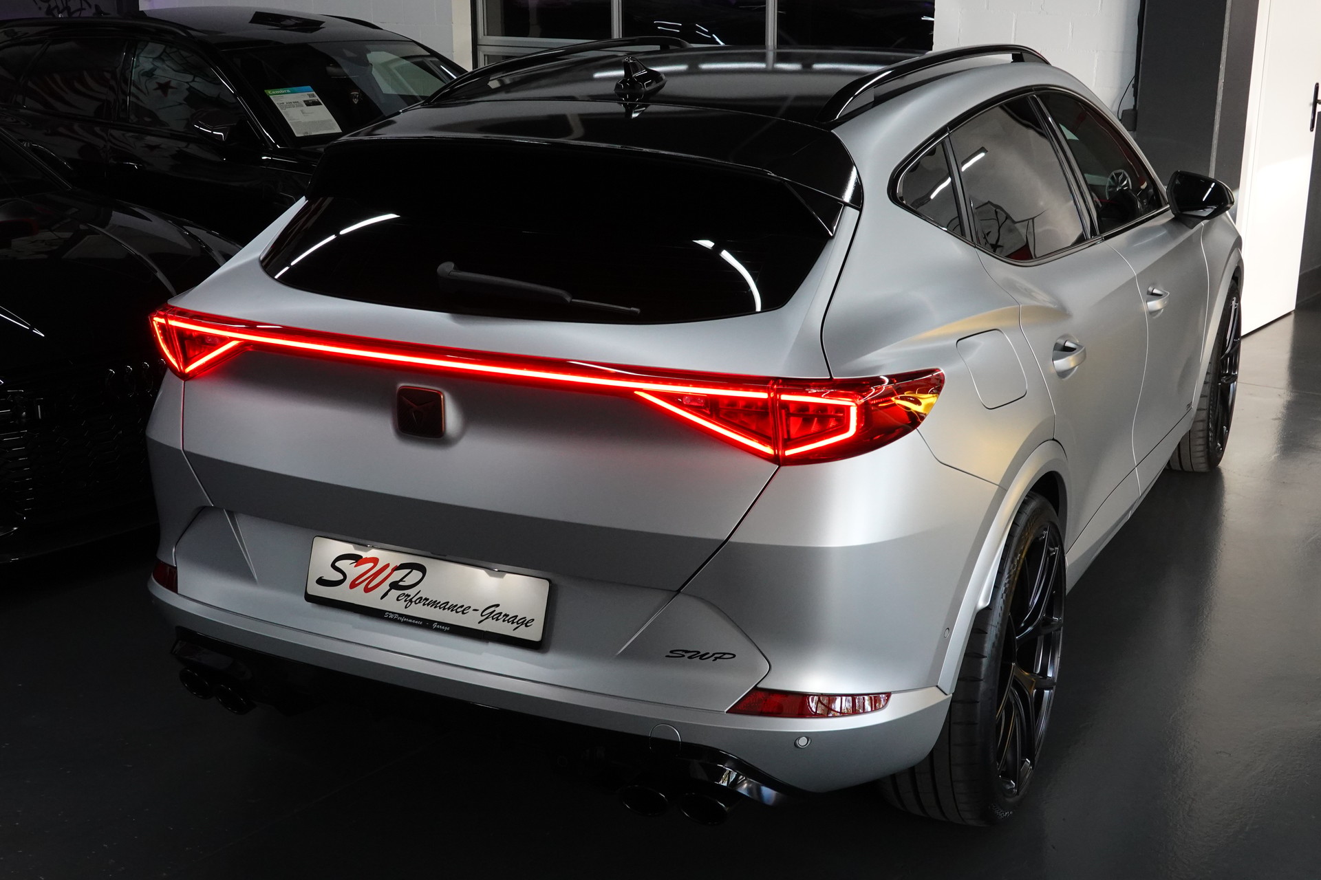 CUPRA FORMENTOR 2.0TSI SILVER 4DRIVE DSG CH-FZ APR 385-image-24