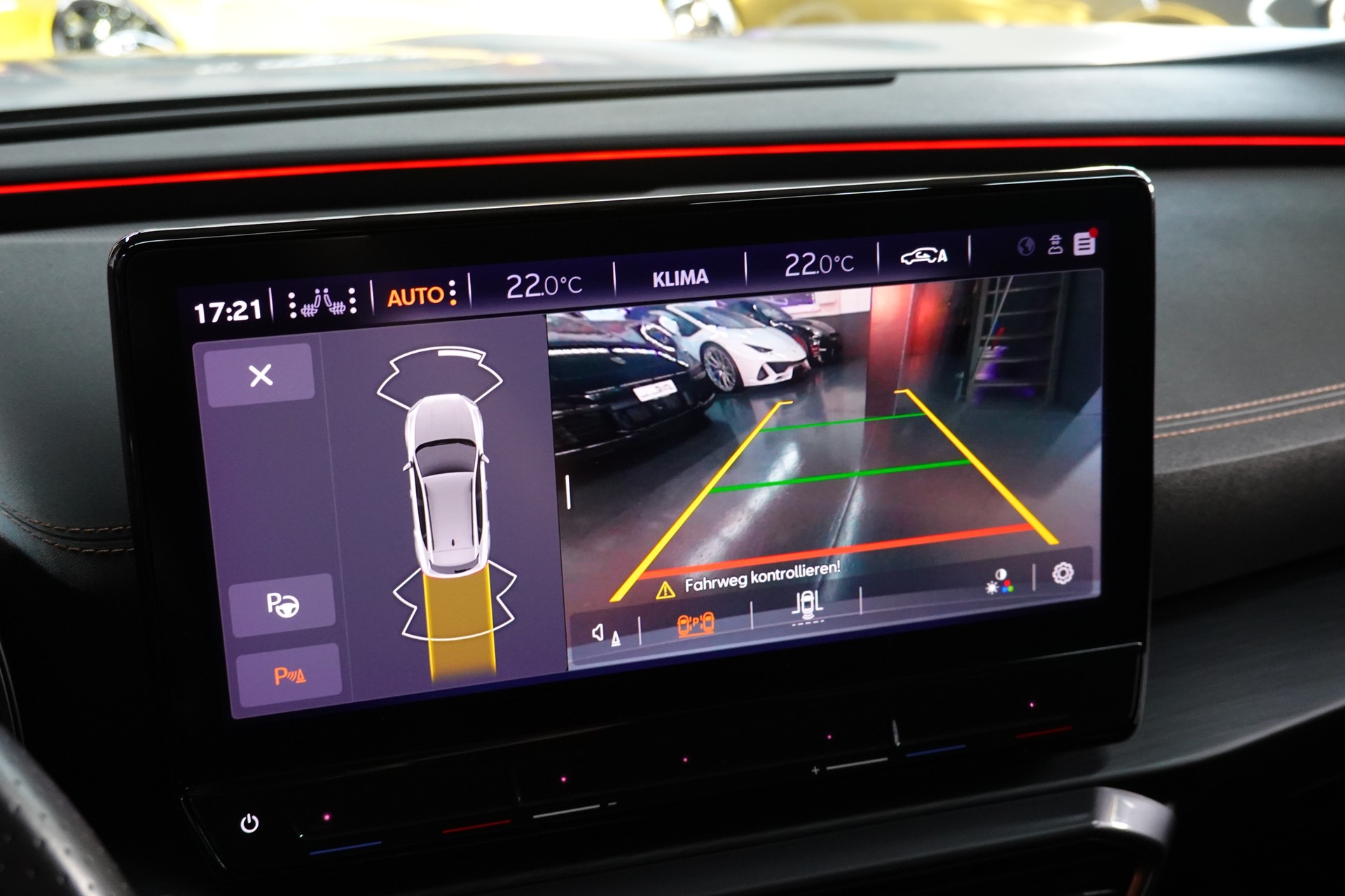 CUPRA FORMENTOR 2.0TSI SILVER 4DRIVE DSG CH-FZ APR 385-image-29