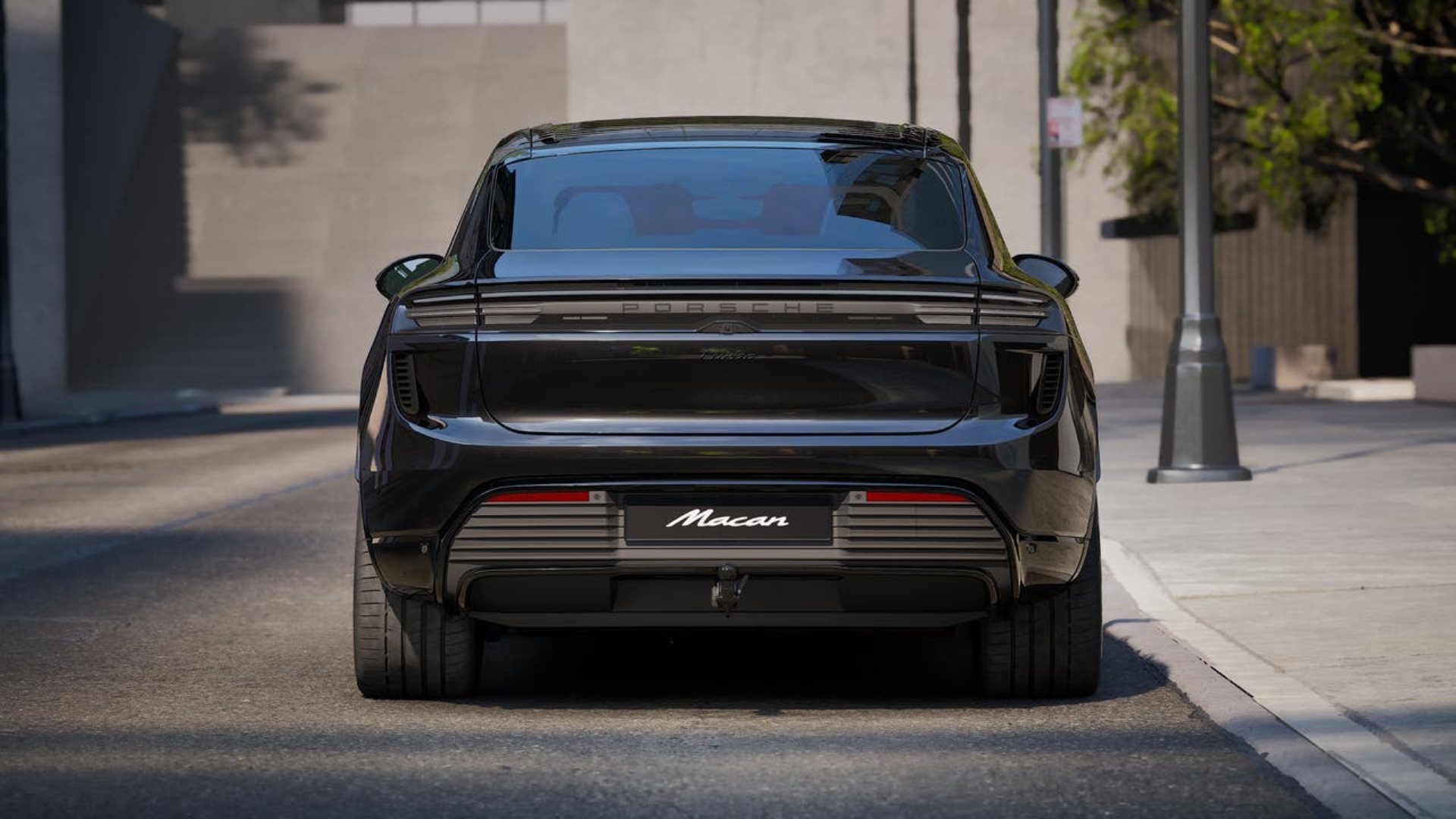 PORSCHE Macan Turbo-image-6