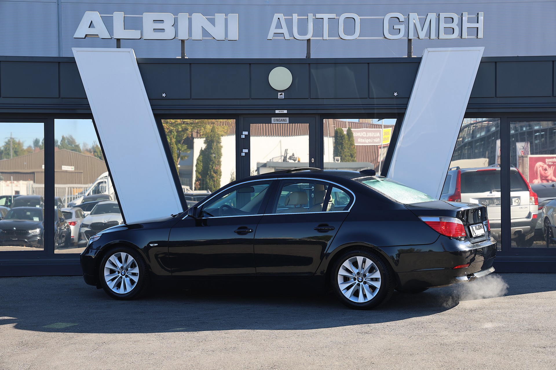 BMW 530i **Frisch ab MFK** **Hagelschaden**-showroom-element-3