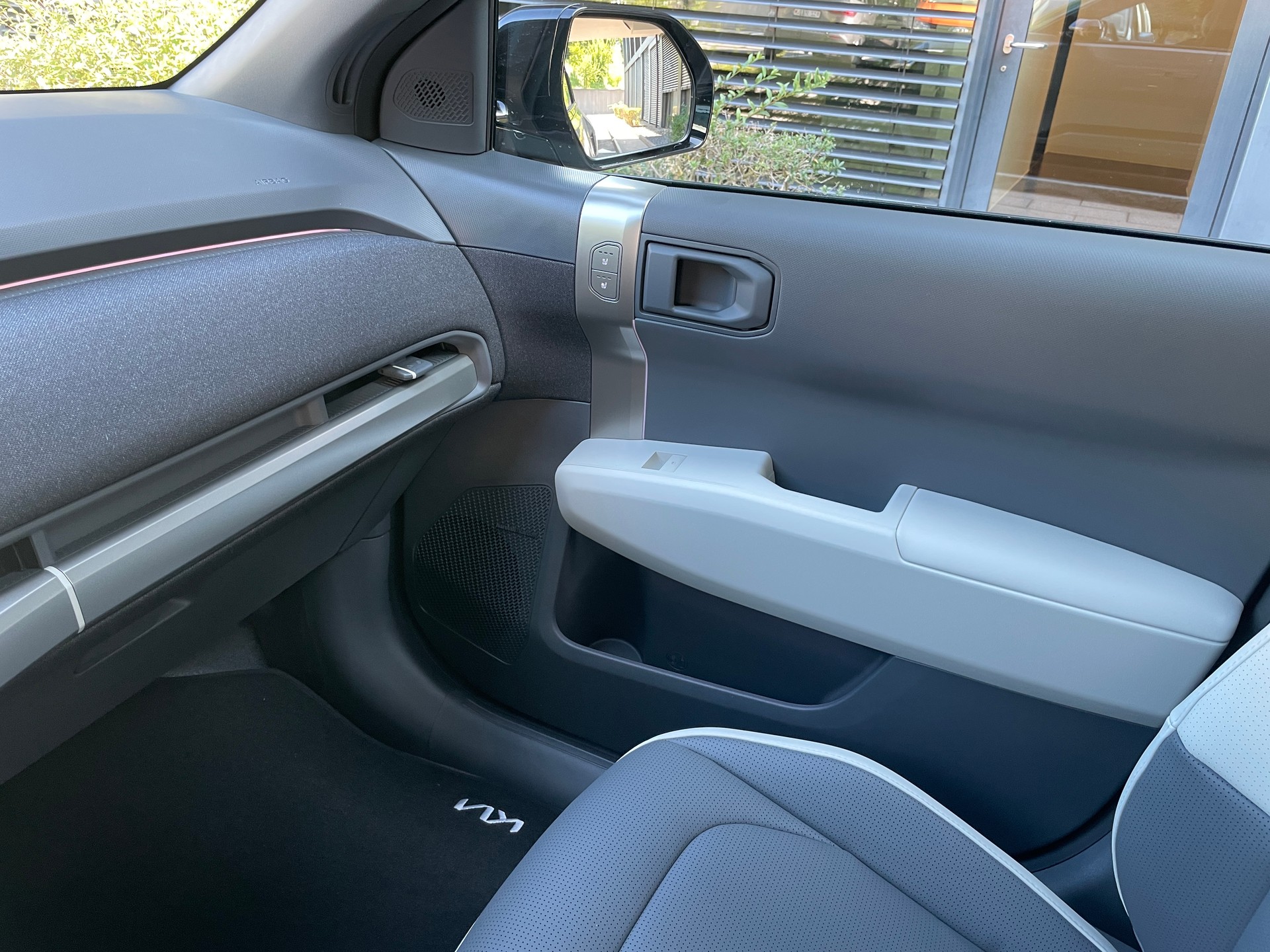 KIA EV3 81,4 kWh GT-Line mit GT-Line Pack, Panoramadach, V2L, AHK (MODELL 26)-image-19
