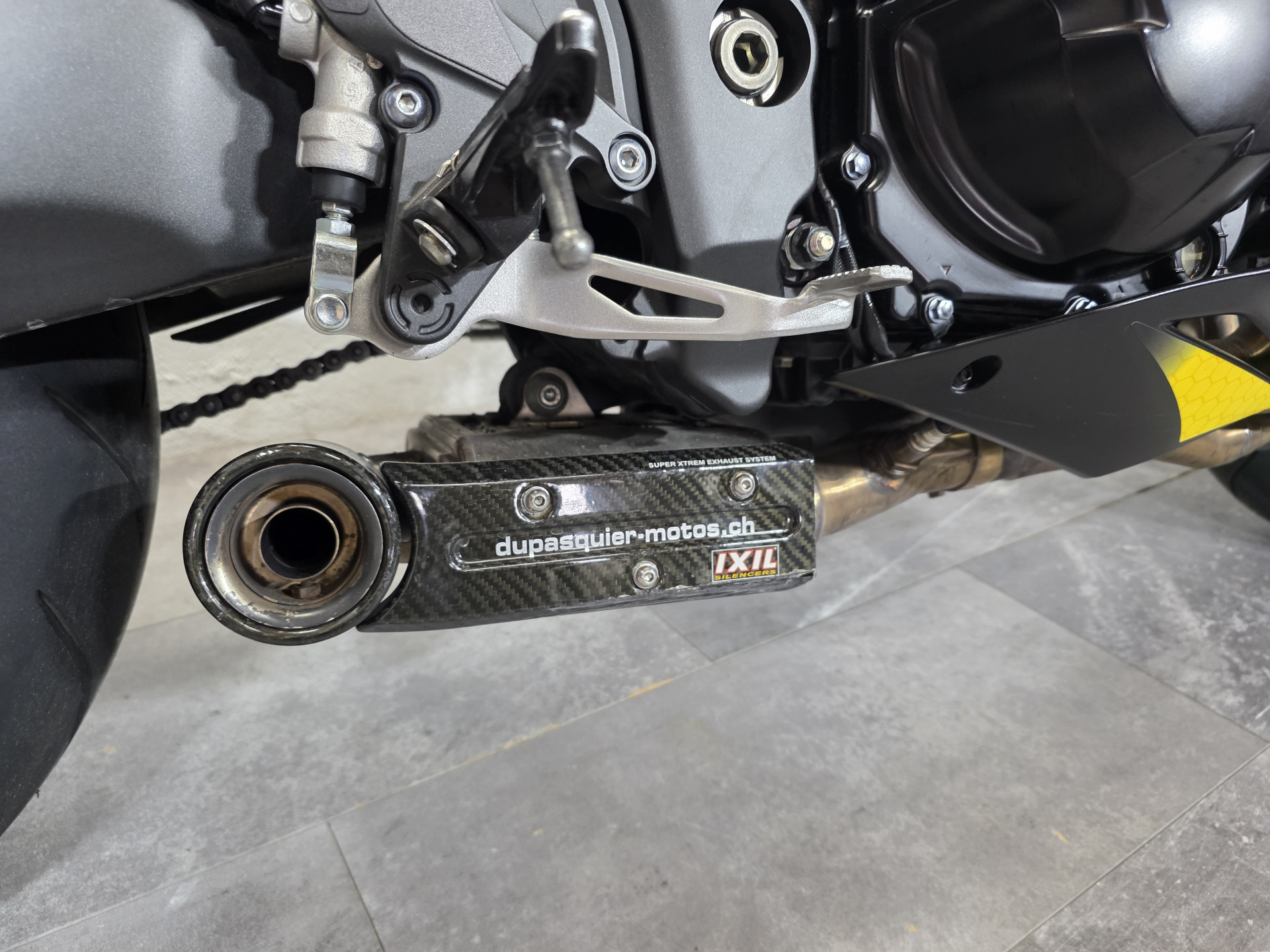 KAWASAKI Z 1000-image-4