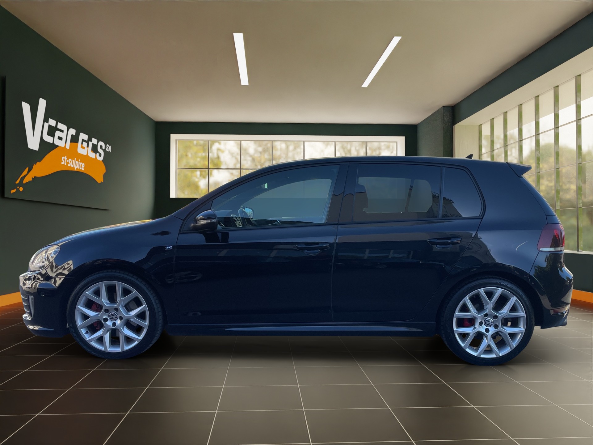 VW Golf 2.0 TSI GTI Edition 35-image-1