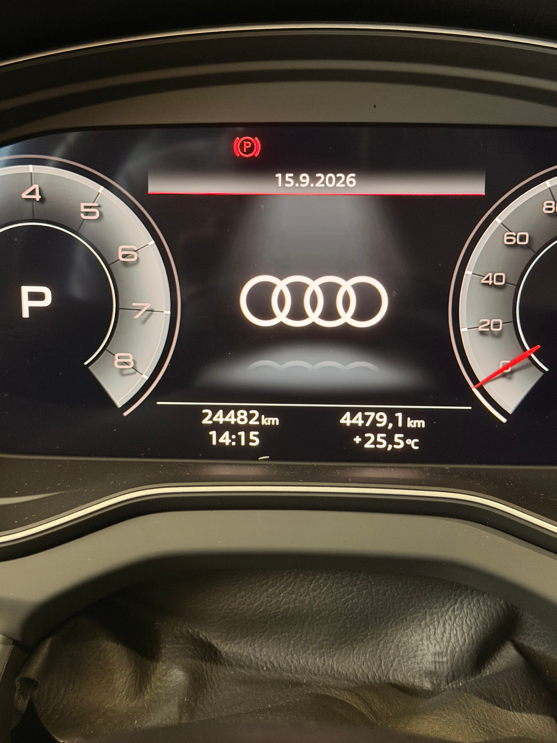 AUDI 2.0 40 TFSI S Line quattro S-Tronic-image-5