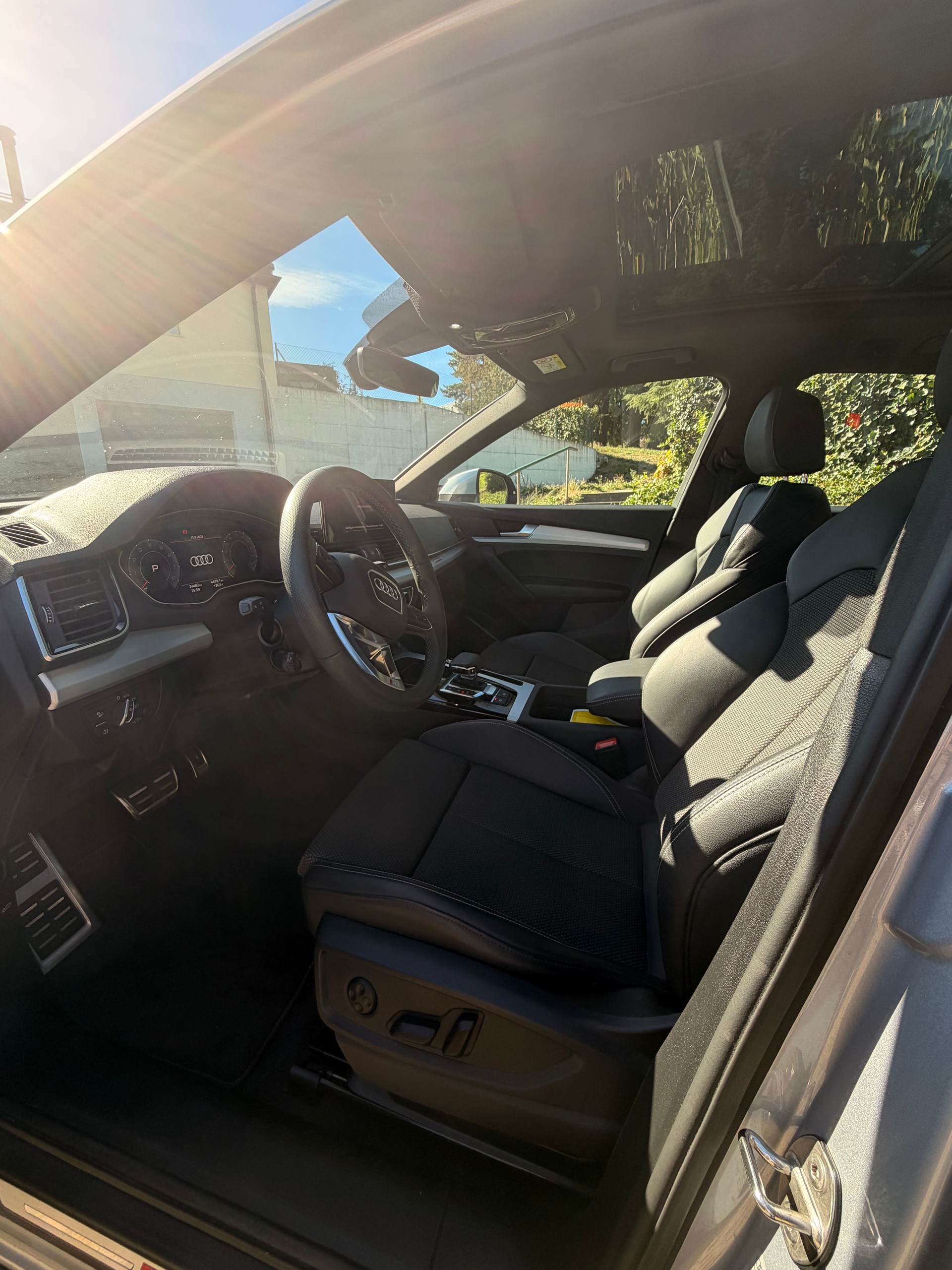 AUDI 2.0 40 TFSI S Line quattro S-Tronic-image-4