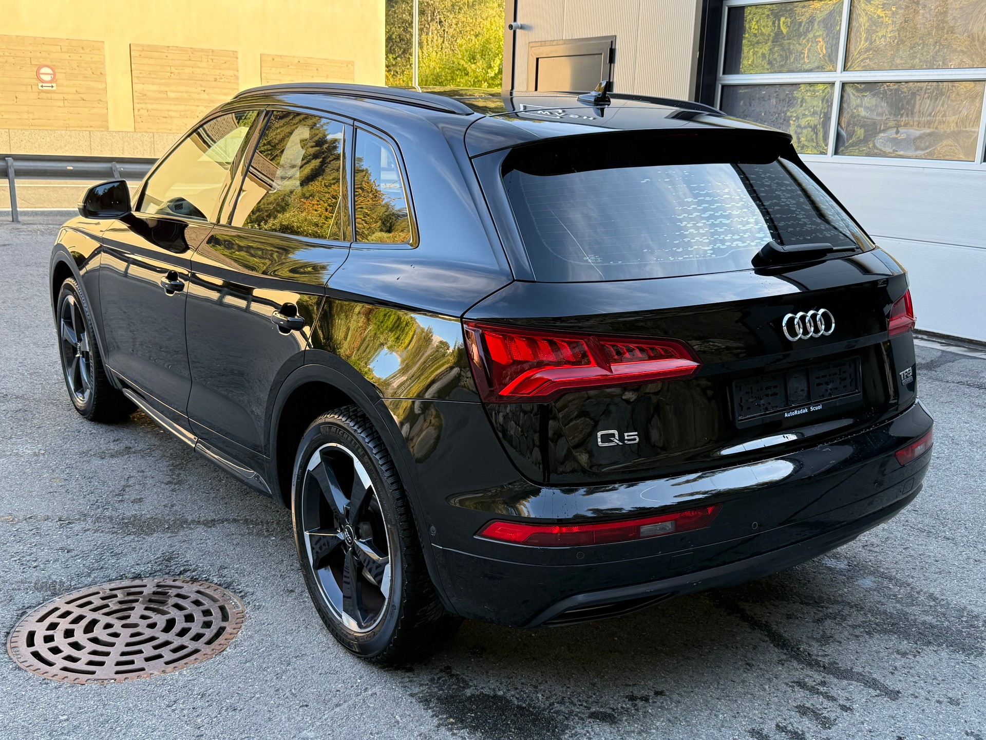 AUDI Q5 2.0 TFSI quattro S-tronic-image-6